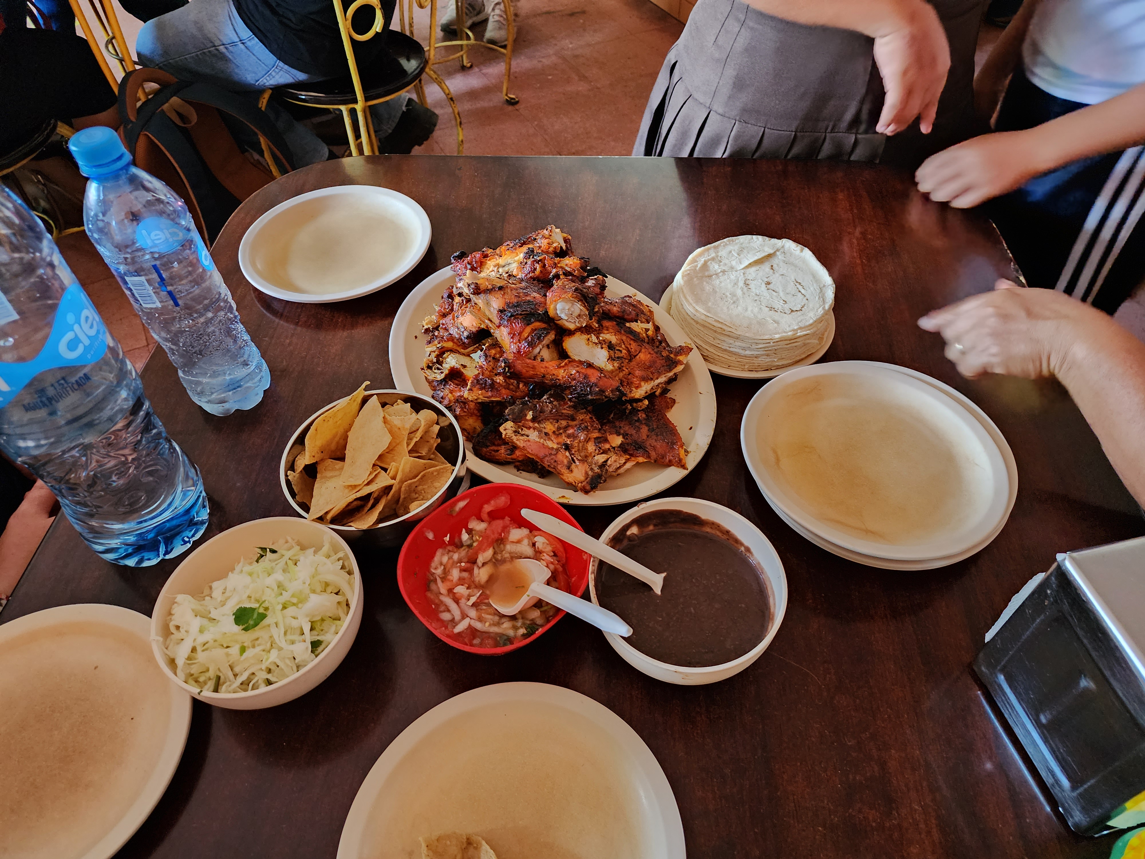 Pollos La Brasa image 1