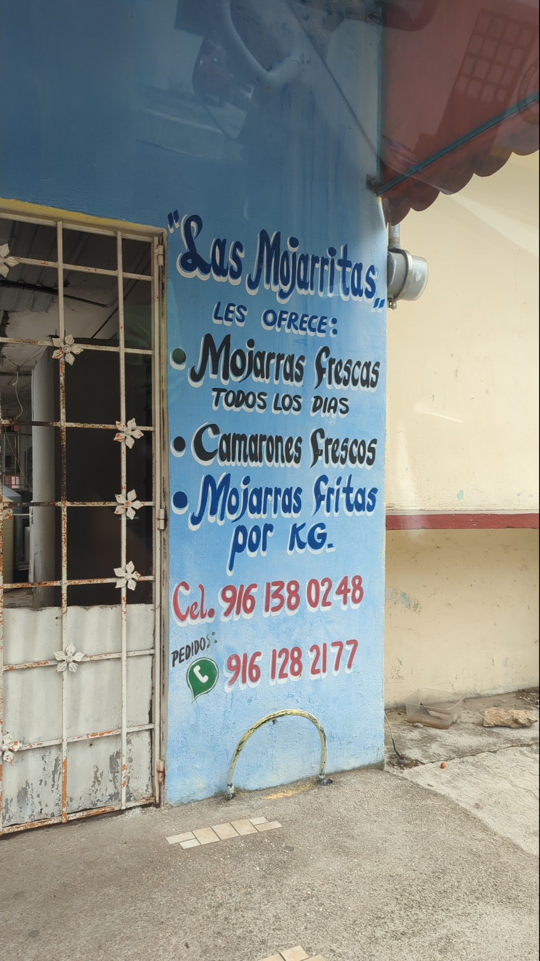 Pescaderia y Marisqueria "Las Mojarritas" image 4