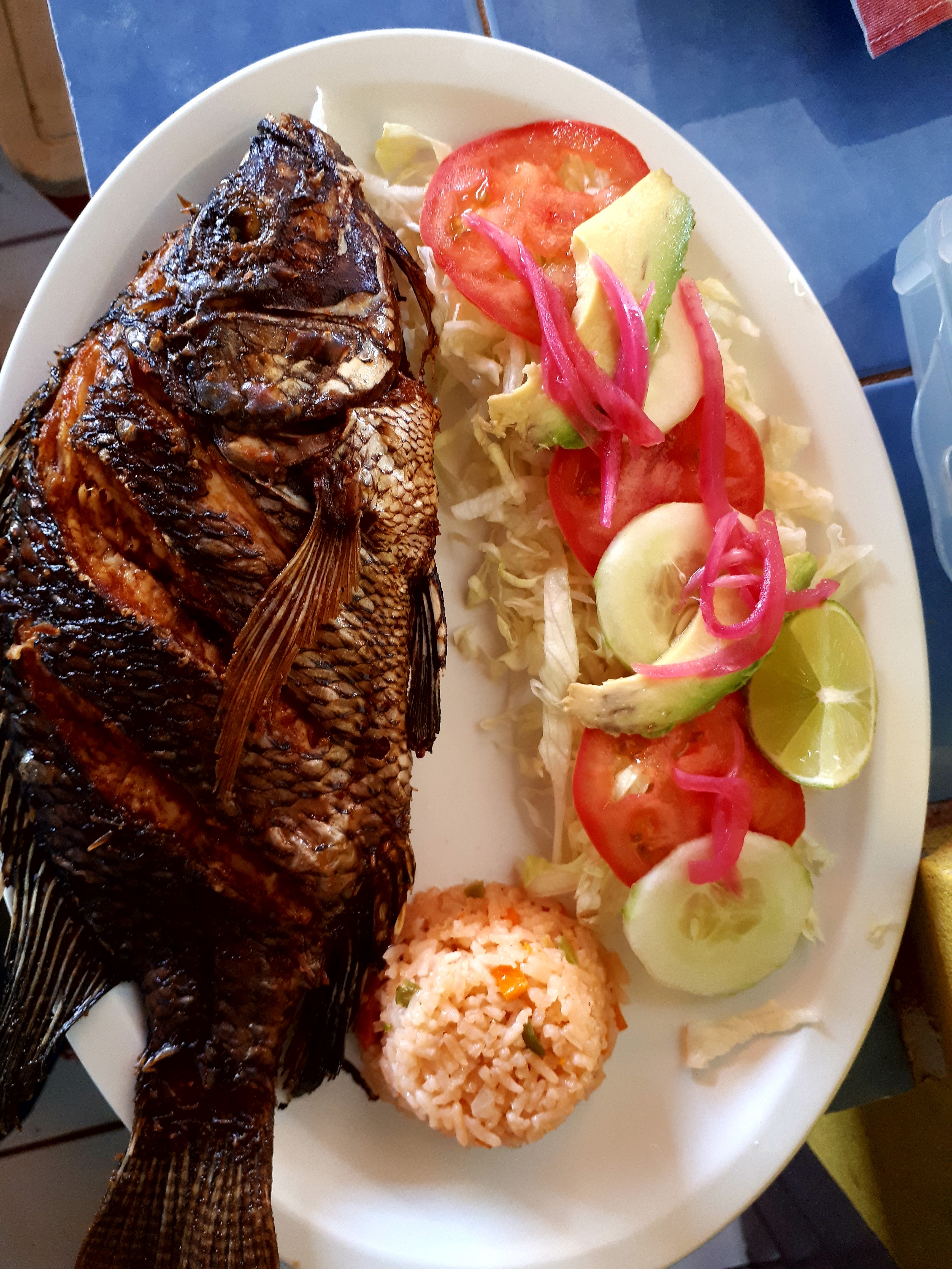 Pescaderia y Marisqueria "Las Mojarritas" image 7