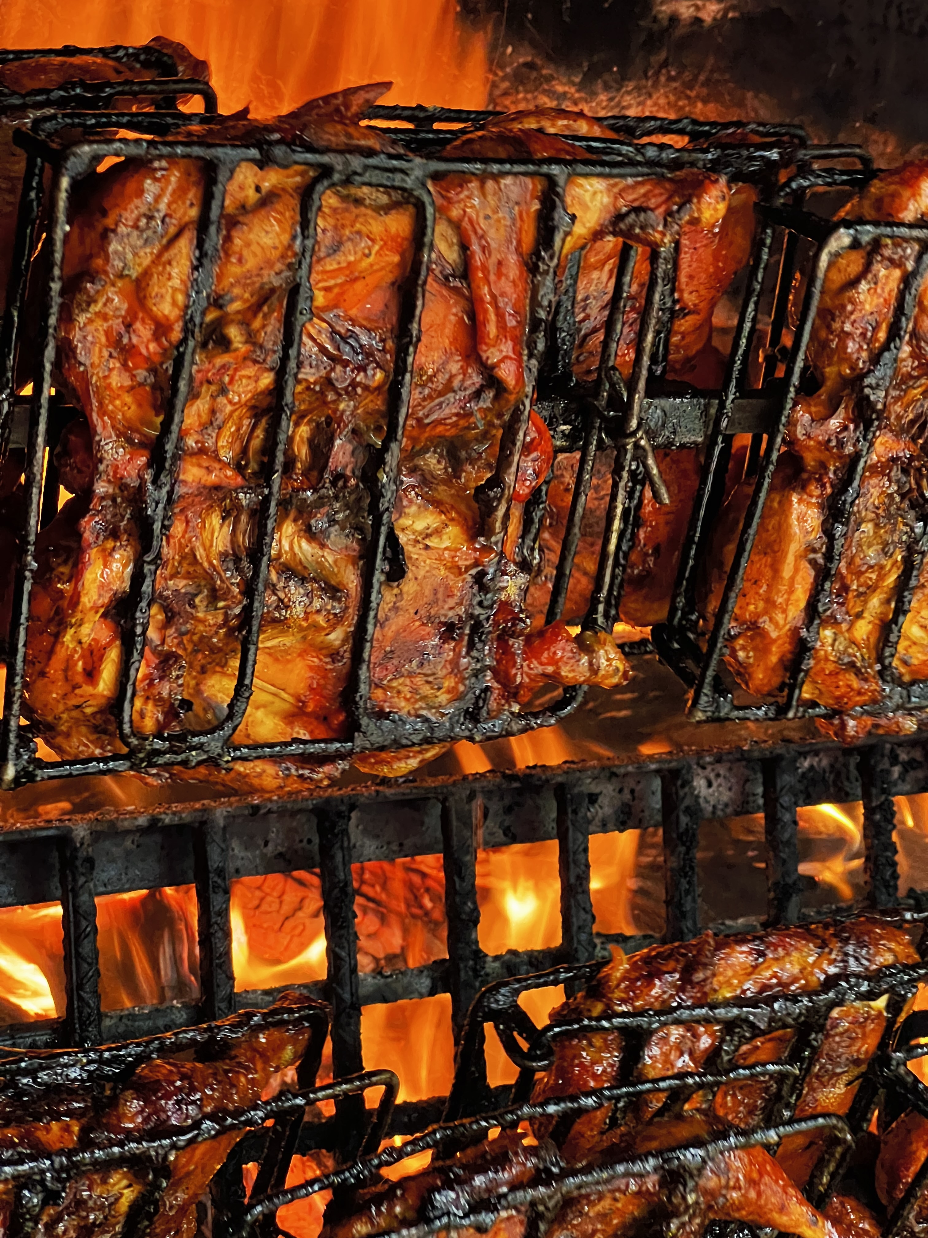Pollos a la Leña image 1