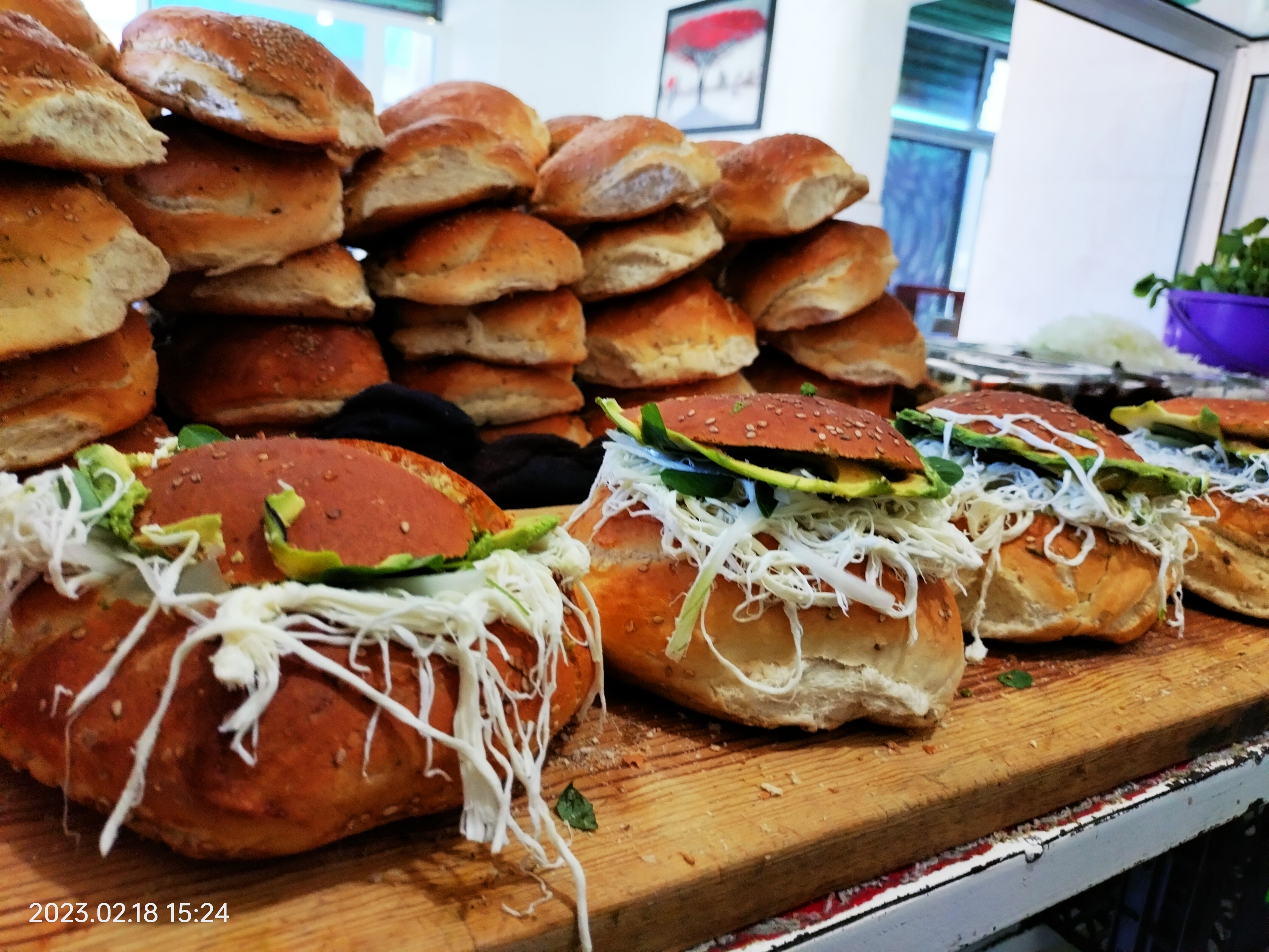 Cemitas Poblanas "El Pariente" image 4