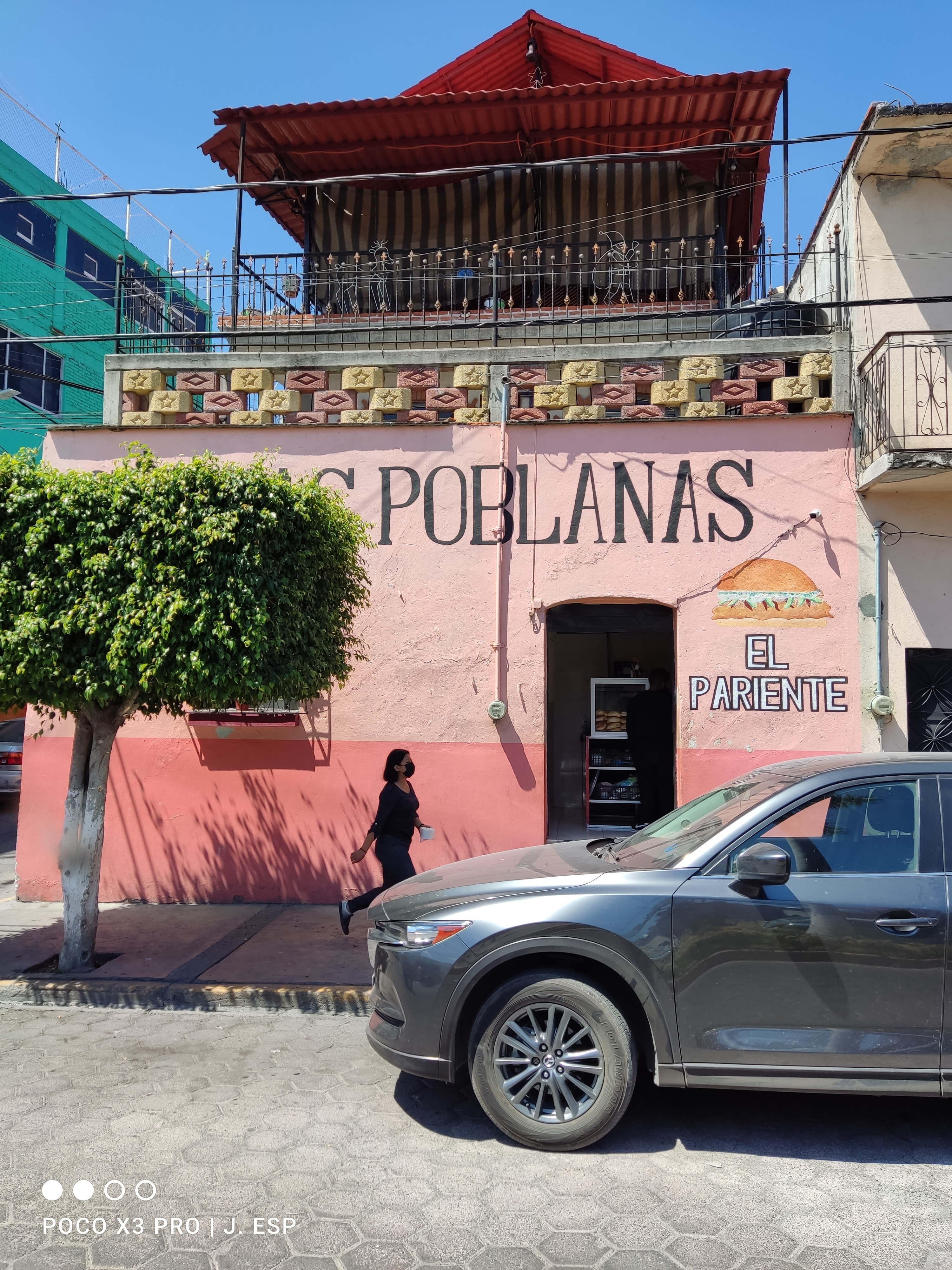 Cemitas Poblanas "El Pariente" image 10