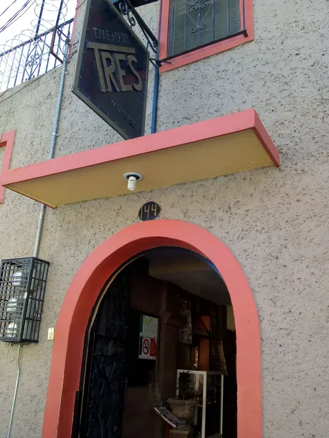 Cafetería tres image 1