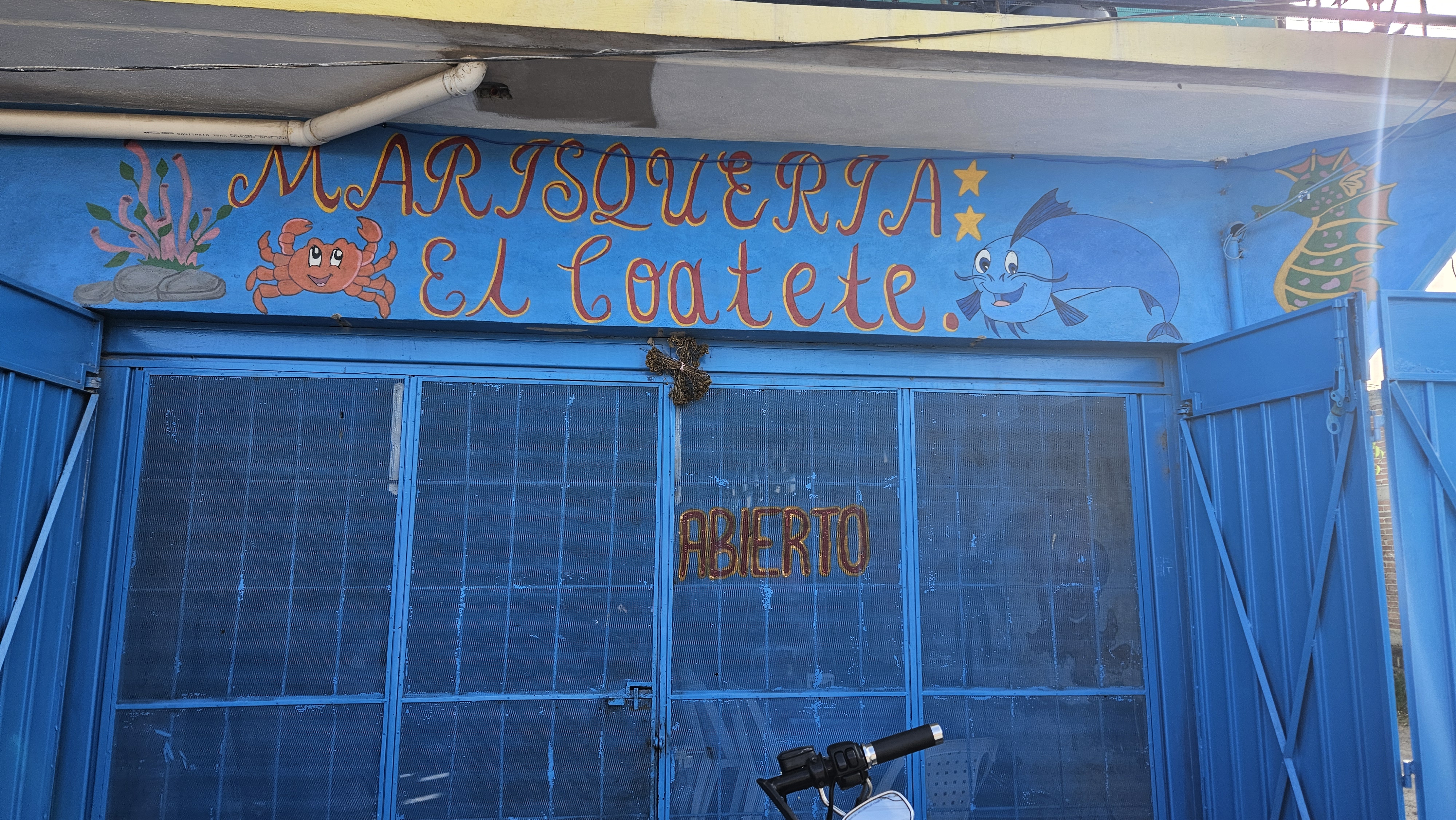 Marisquería el Coatete image 1