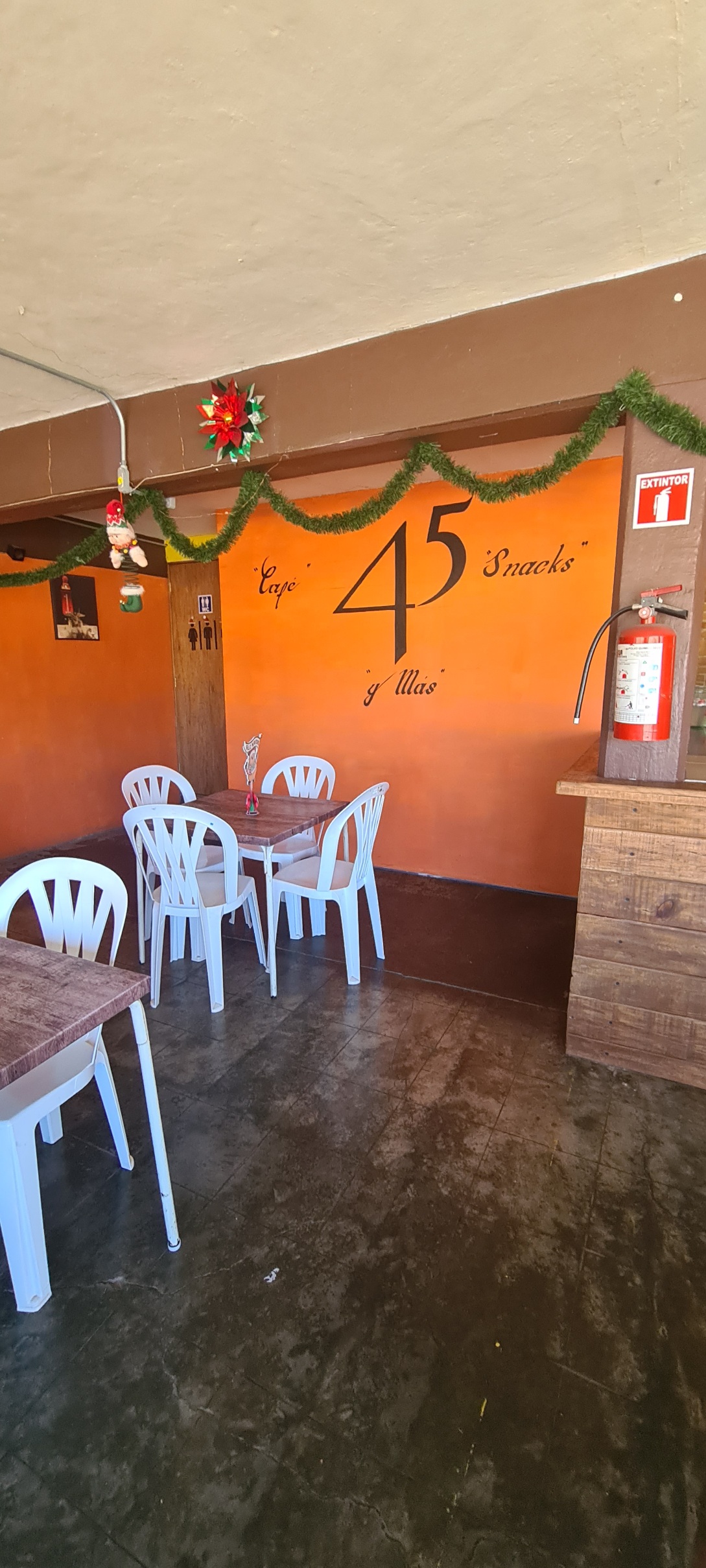 45 Grados (Café . Snacks & más) image 3