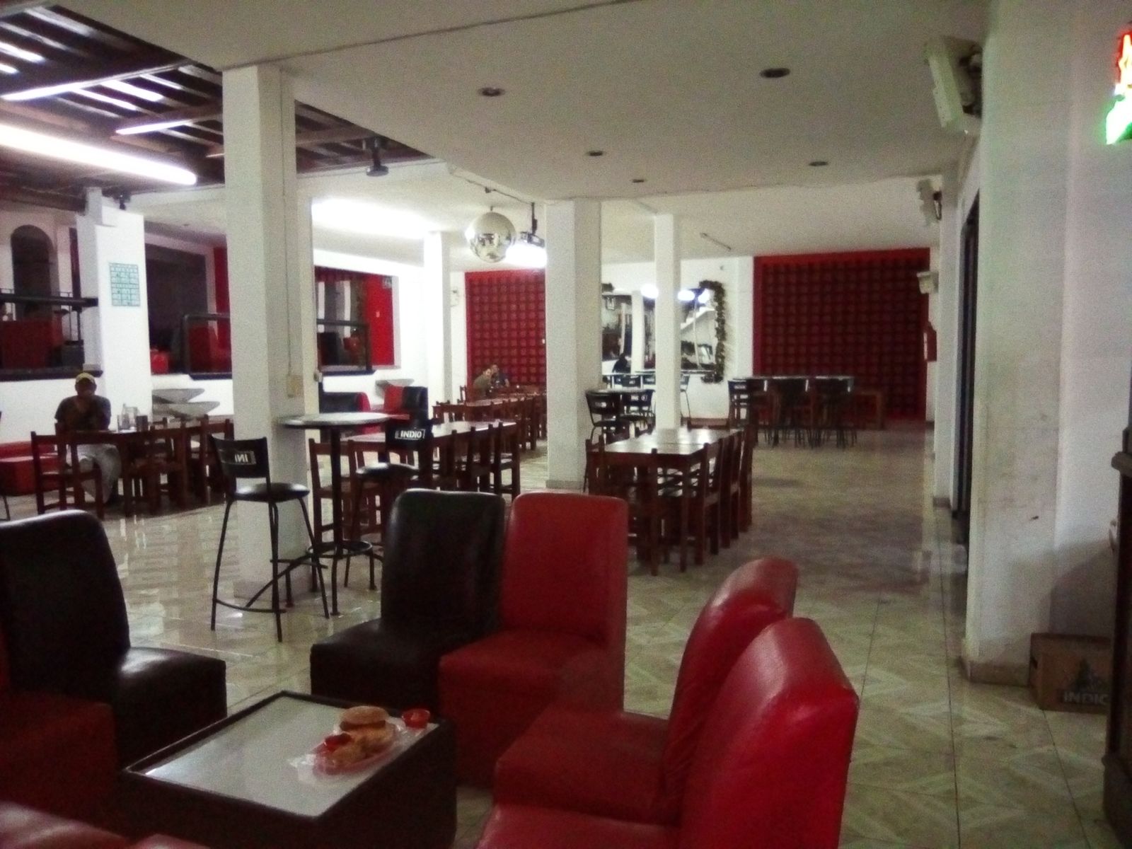 Wings parrilla casual image 4