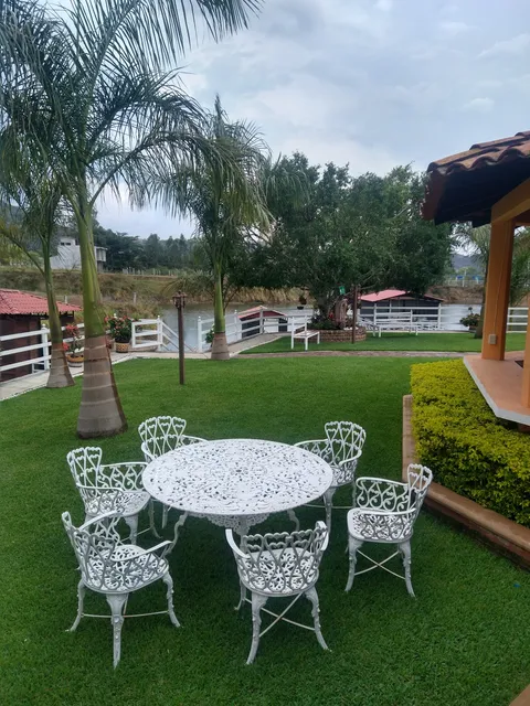 Restaurante las cabañas image 1
