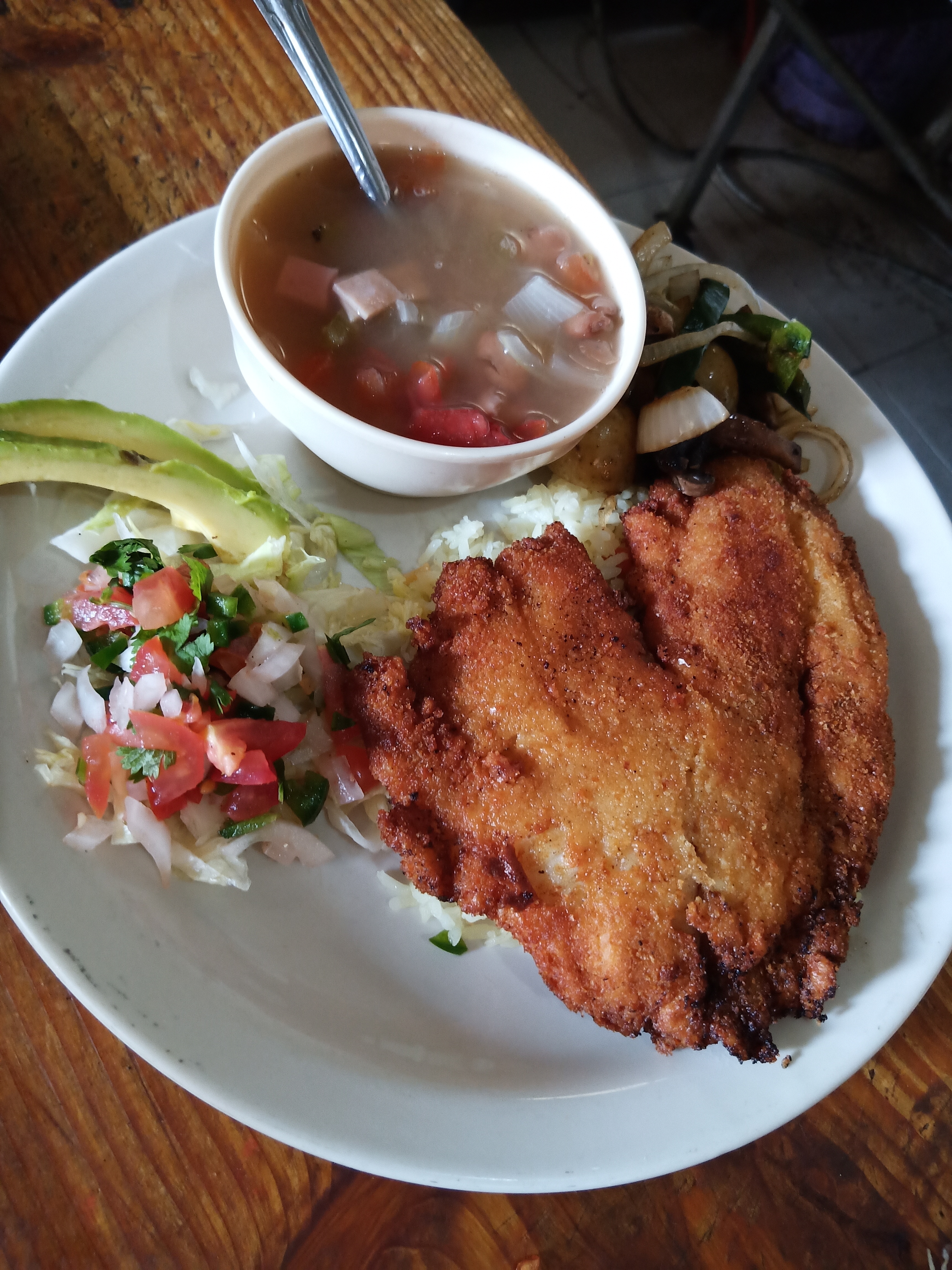 RESTAURANT LA CEIBA image 1