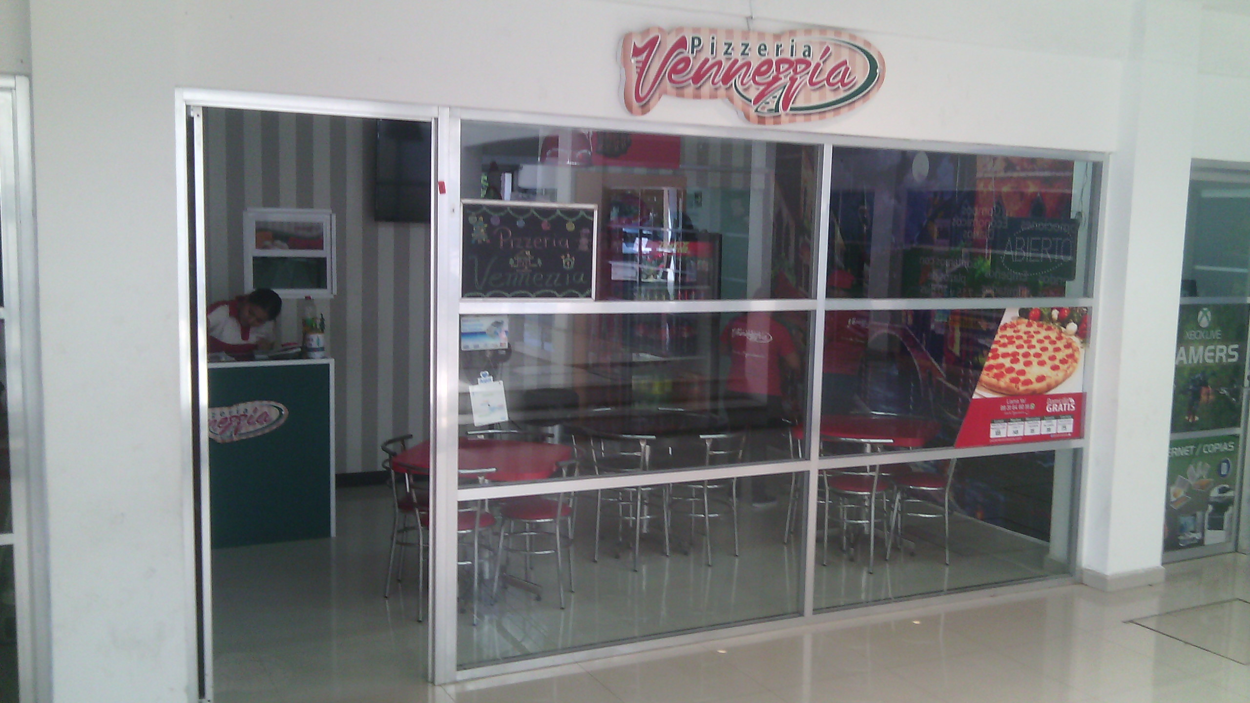 Pizzeria Vennezzia image 2