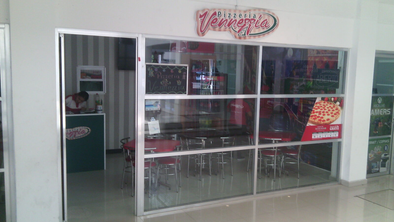Pizzeria Vennezzia image 2