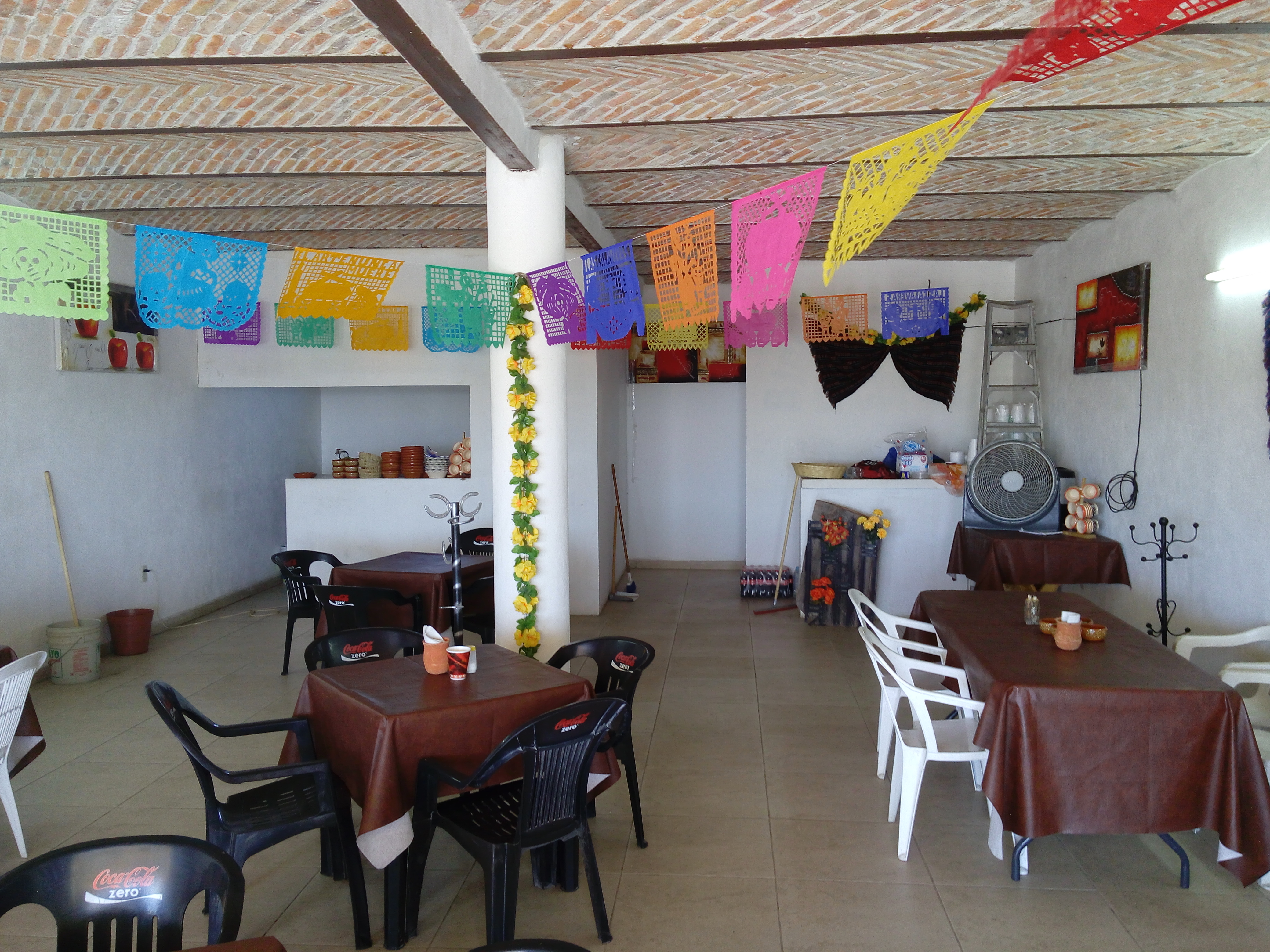 Birrieria Y Taqueria "D´NAZA" image 6
