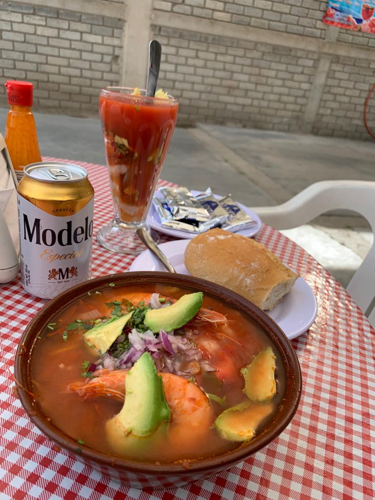 Mariscos "El Puerto" image 8