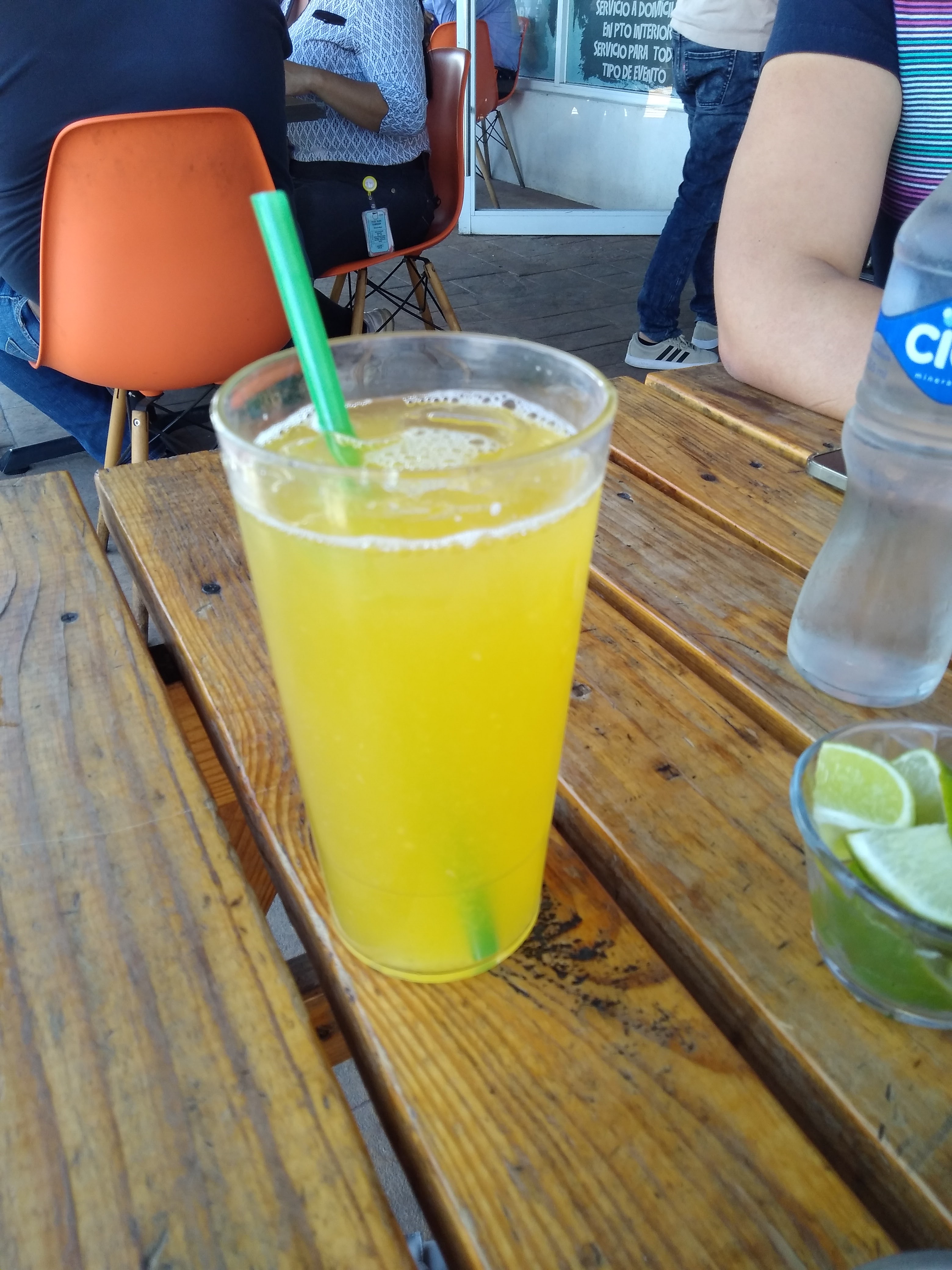 Tacos de cortes asados al carbón Victoria Sucursal Puerto Interior image 9