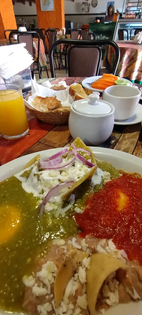 Abolengo Restaurant y Cafetería image 2