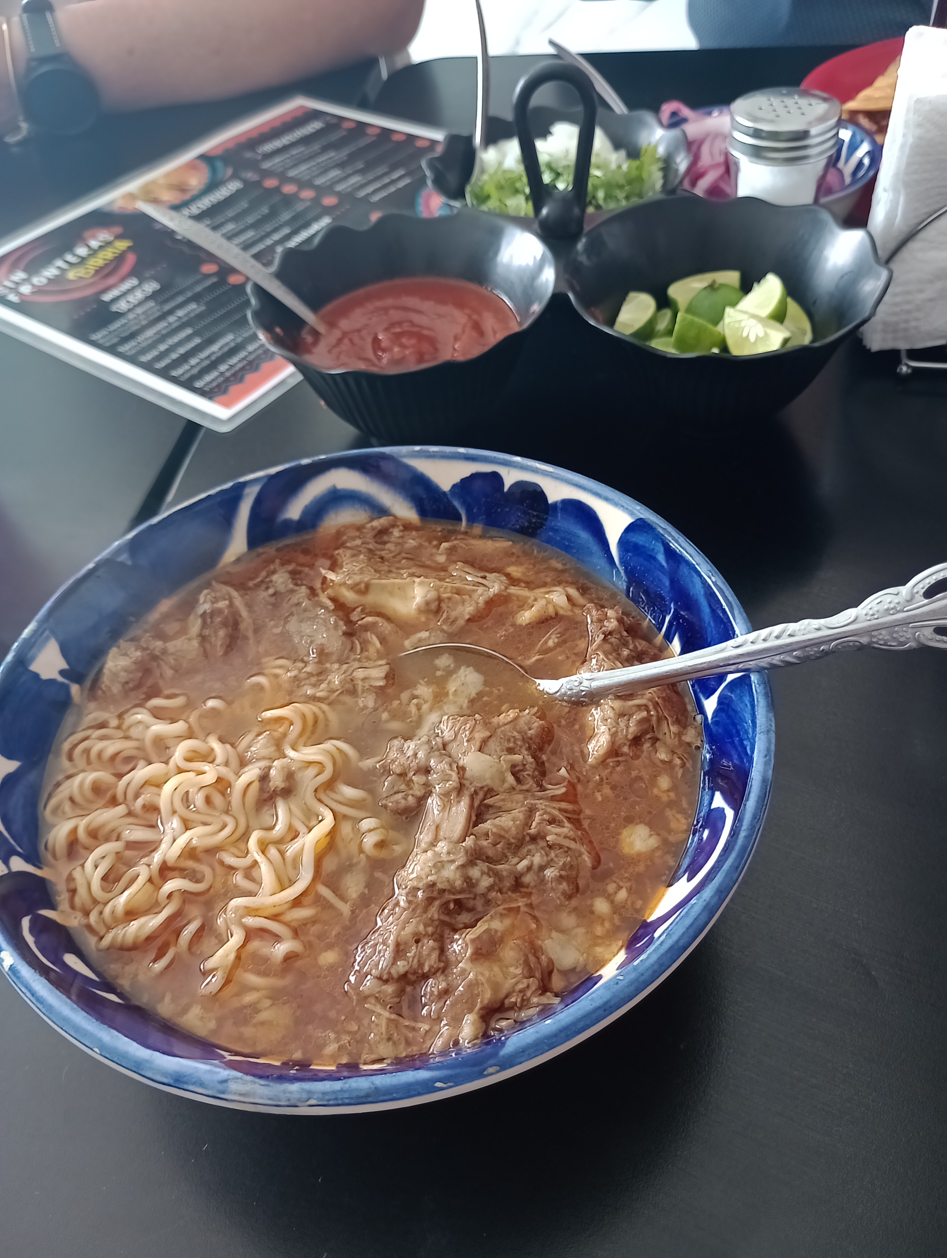 Restaurante SIN FRONTERAS BIRRIA image 2