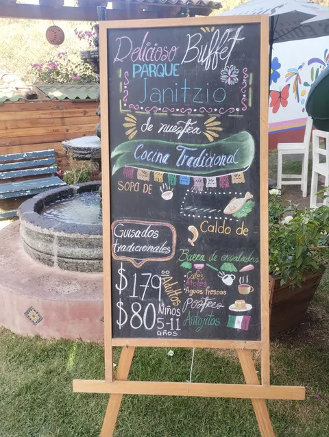 PARQUE JANITZIO image 7