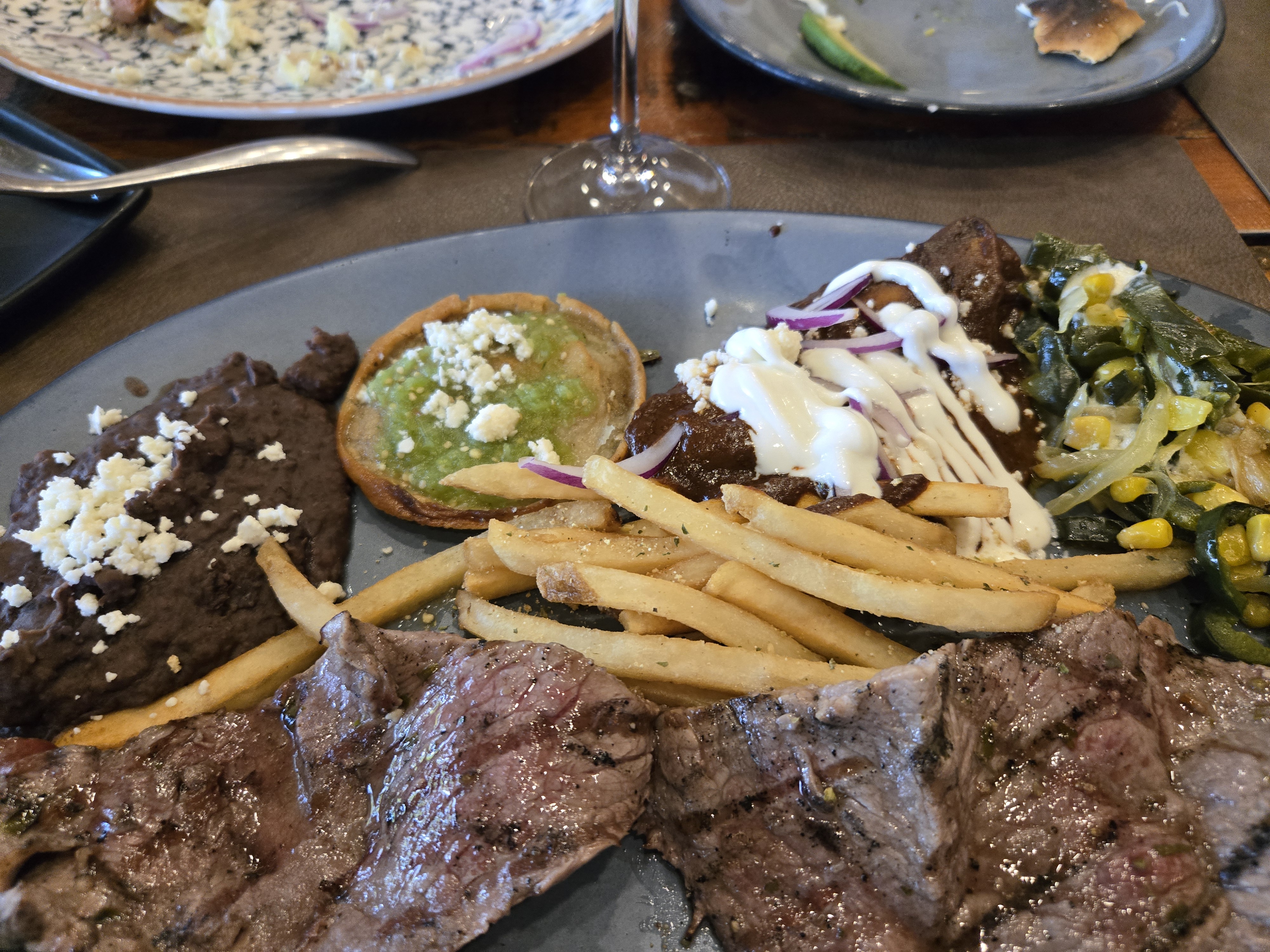 Los Arbolitos image 6