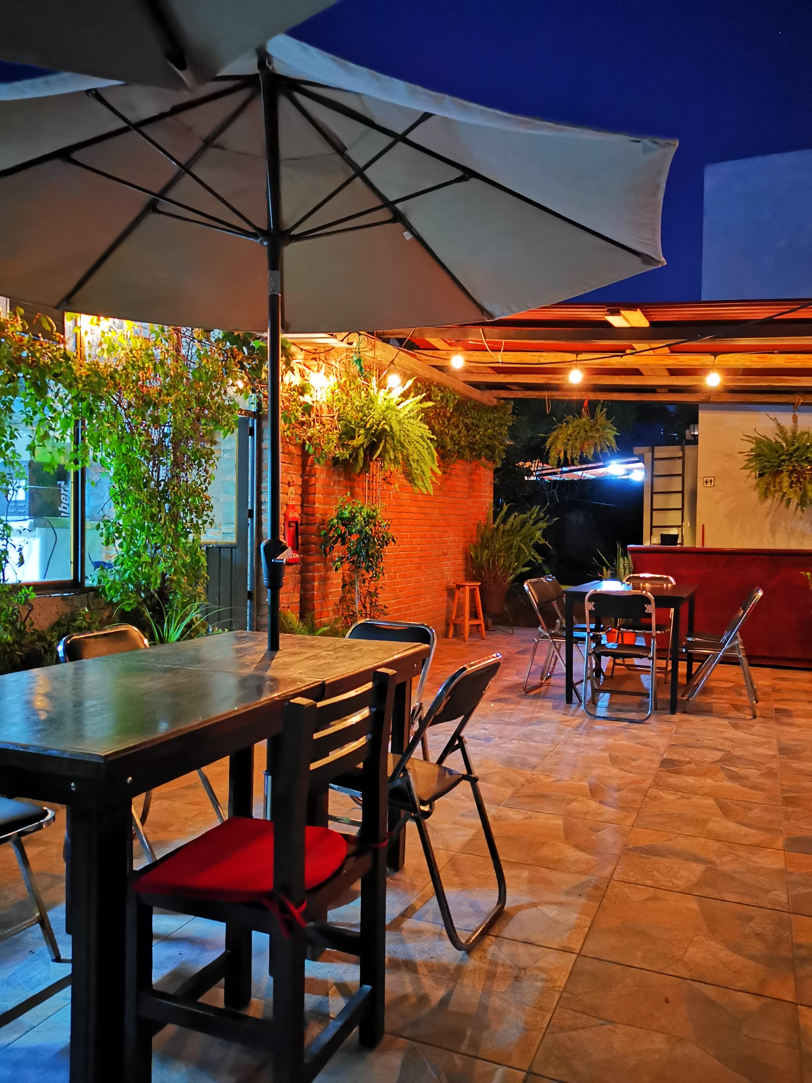 LA VICTORIA FONDA image 1