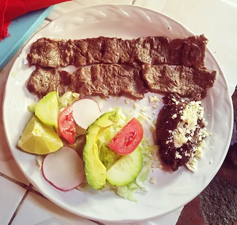 Mi Chosita image 3