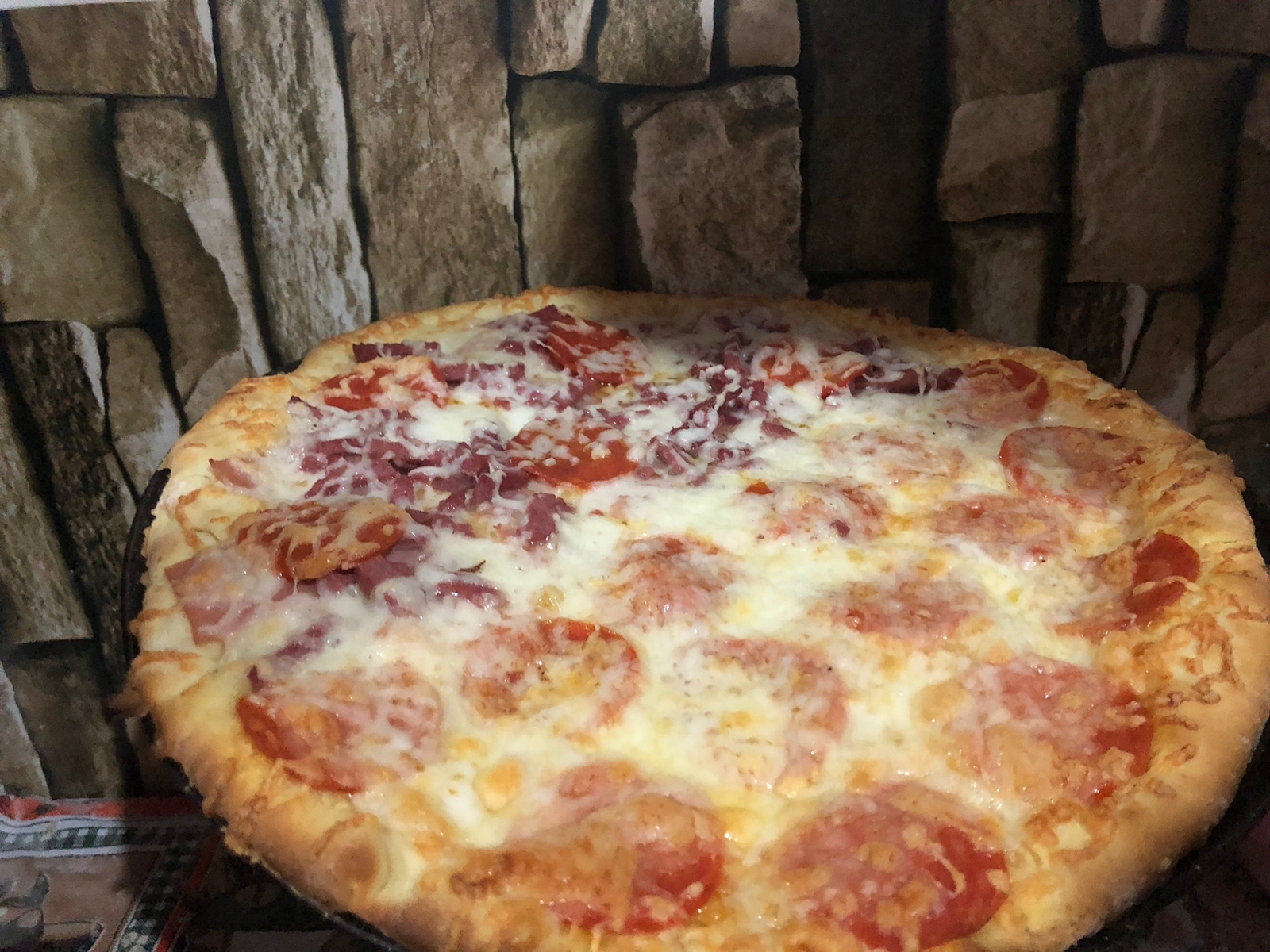 SUPER PIZZAS image 2