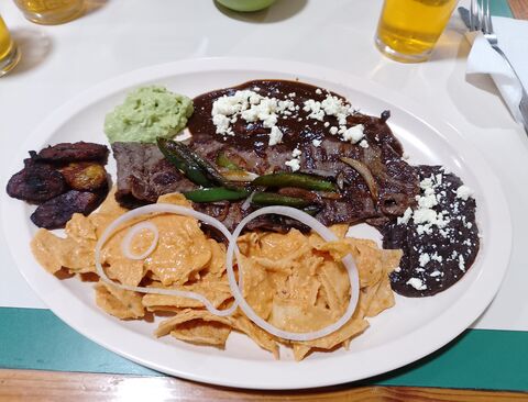 Frailes Grill image 2