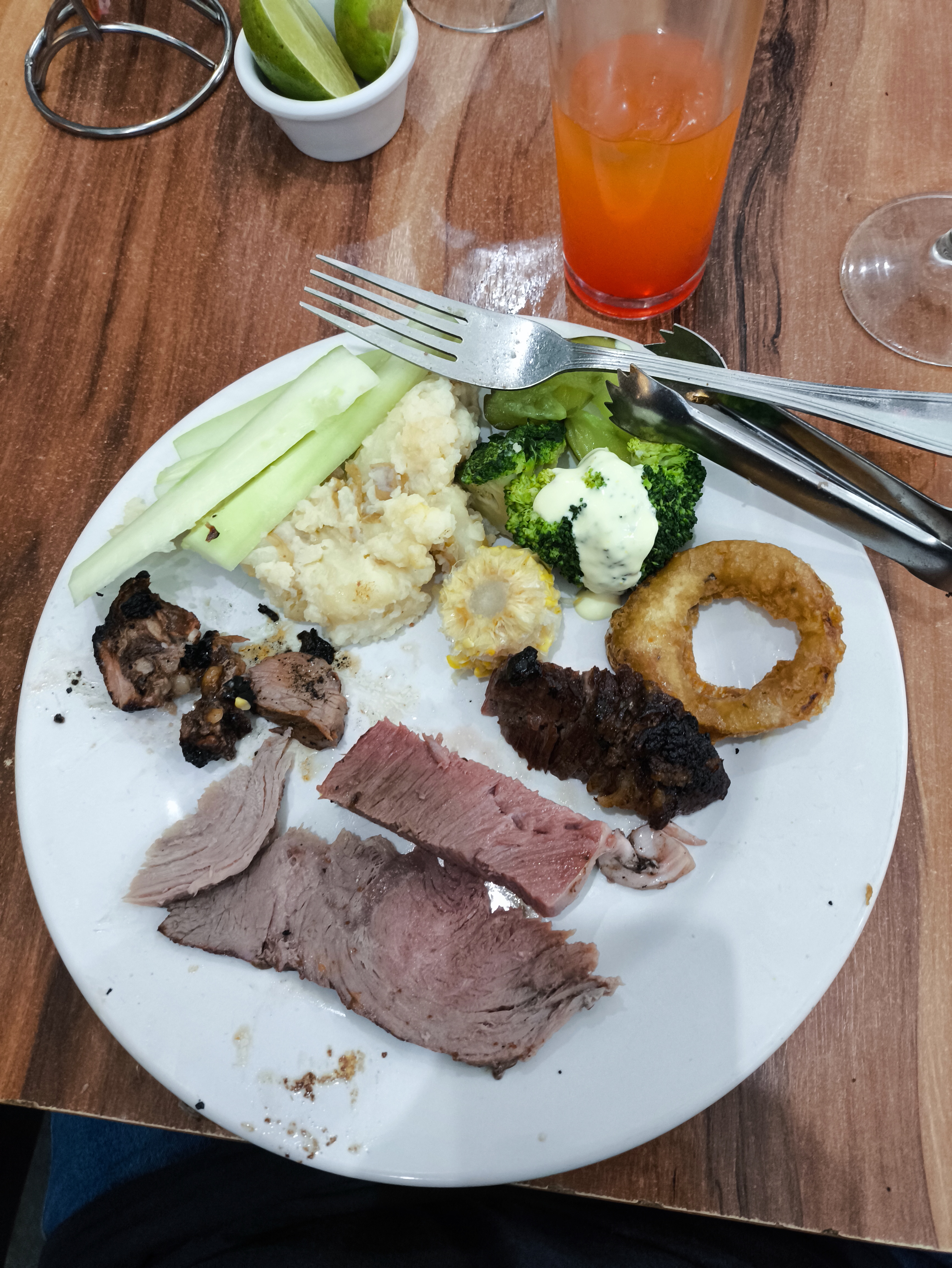 Carvao do Brasil Las Américas Churrascaria image 10