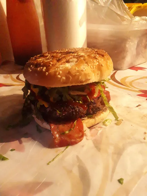 HAMBURGUESAS AL CARBÓN image 5