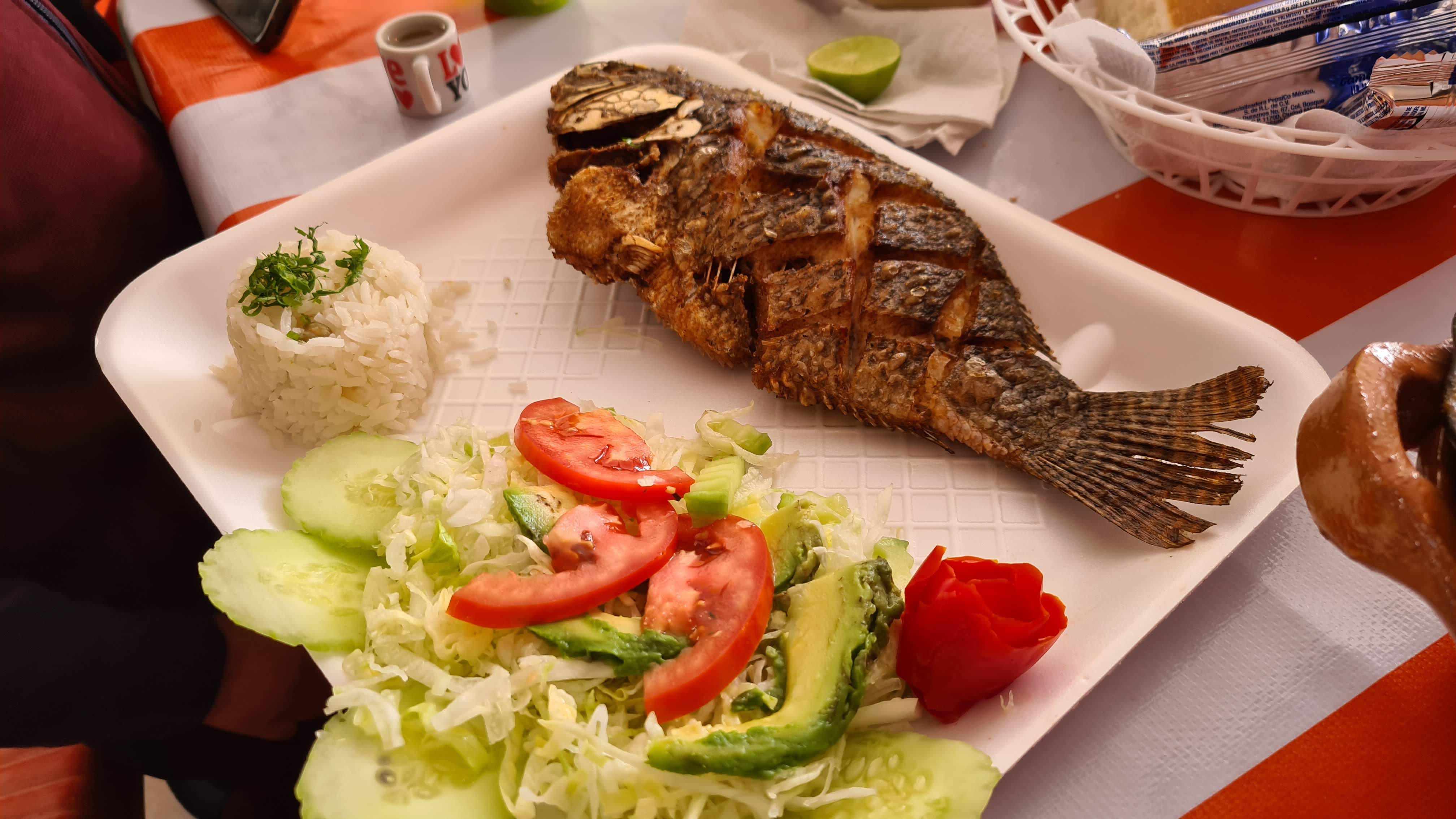 Mariscos Puerto Sirena image 1