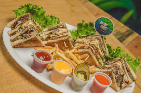 Hippie wings, ribs, burgers & tacos image 5