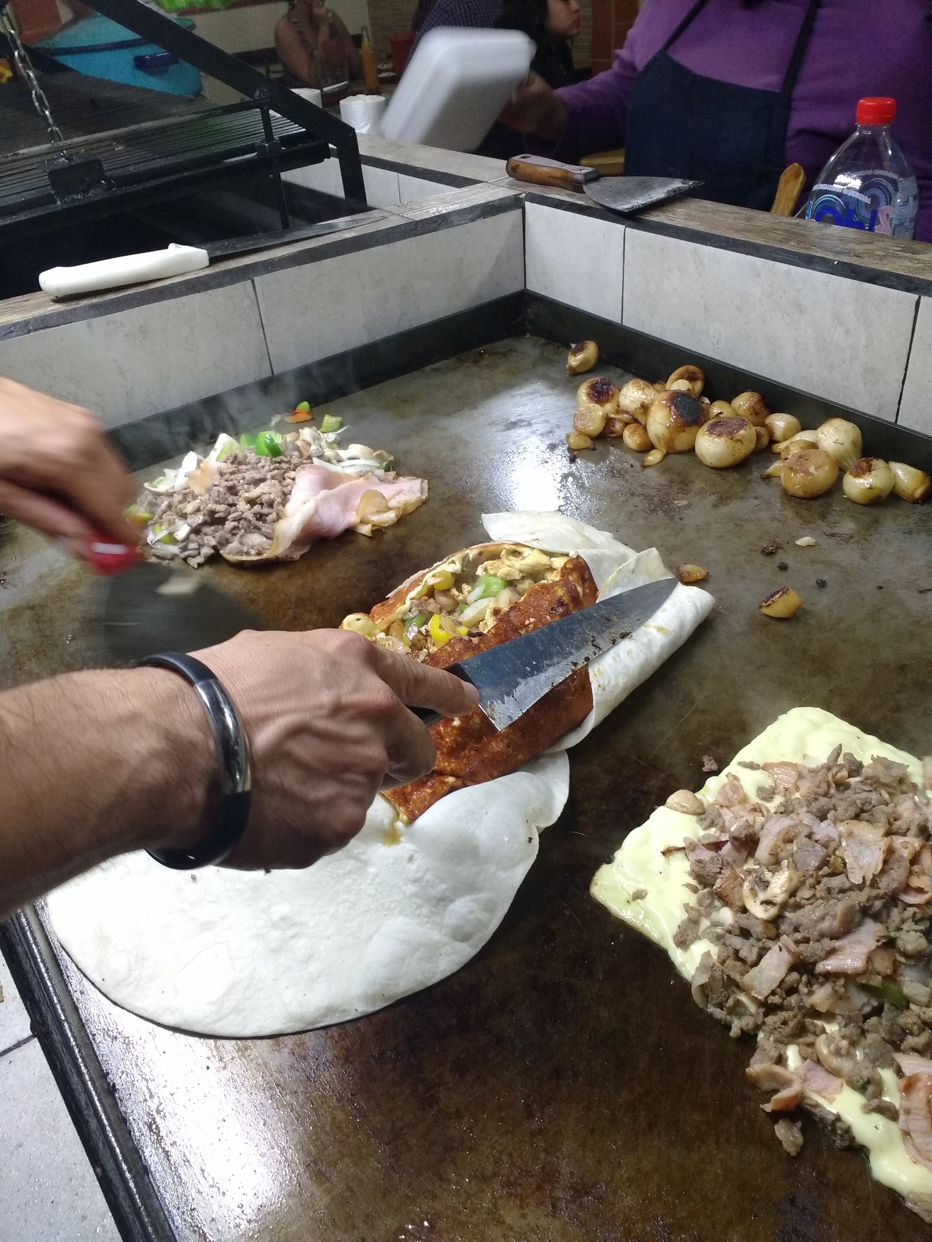 Los Pioneros Grill Tacos & Beer image 3