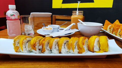 KIGEN Sushi, Ramen & Bowls image 6