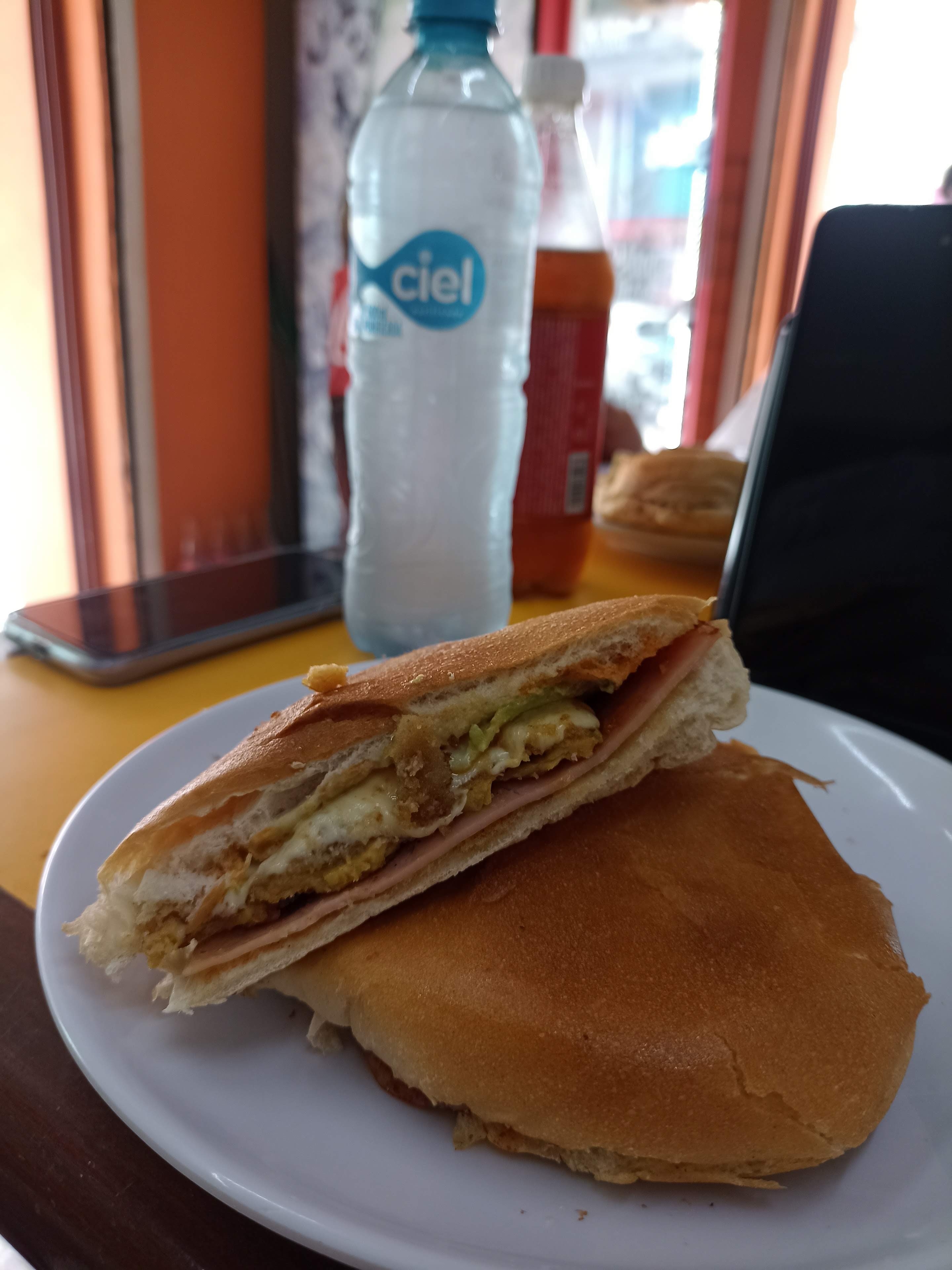 Al Ataque Carne, Quesos & Más image 9