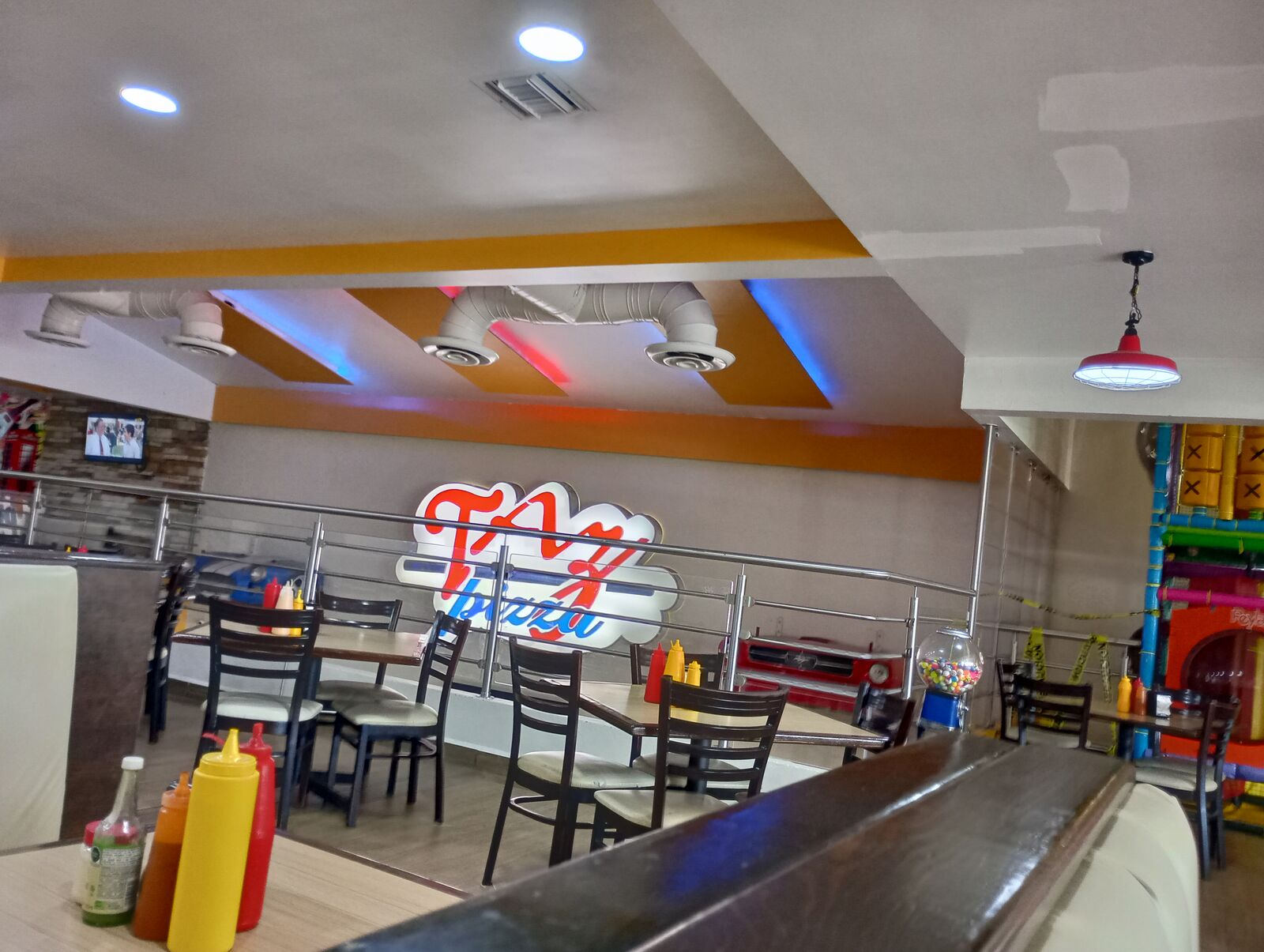 Taz Pizza image 4