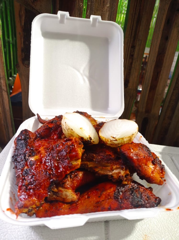 Pollos Asados "El Portón" image 7