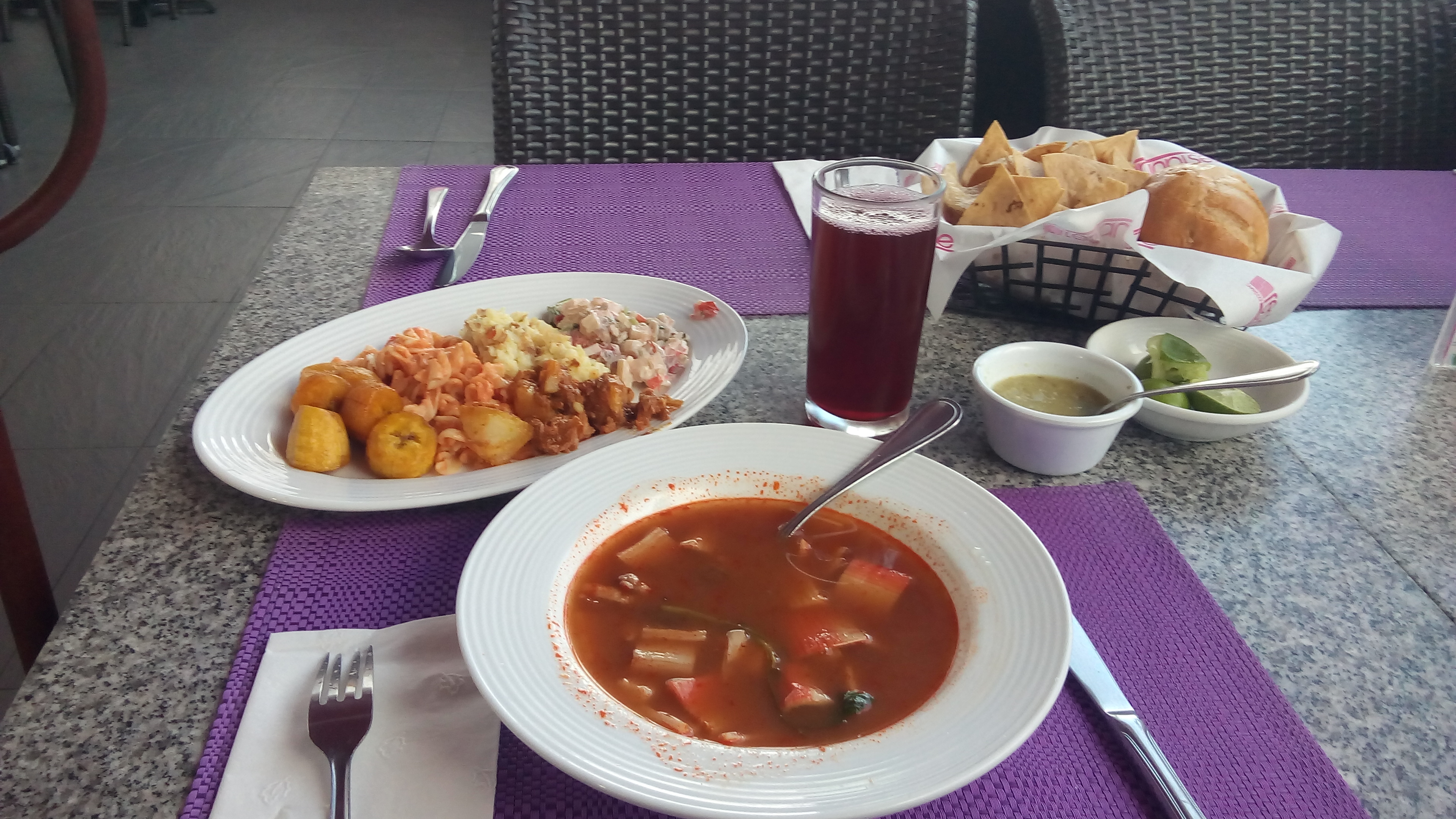 Restaurante Liverpool Istmo image 9