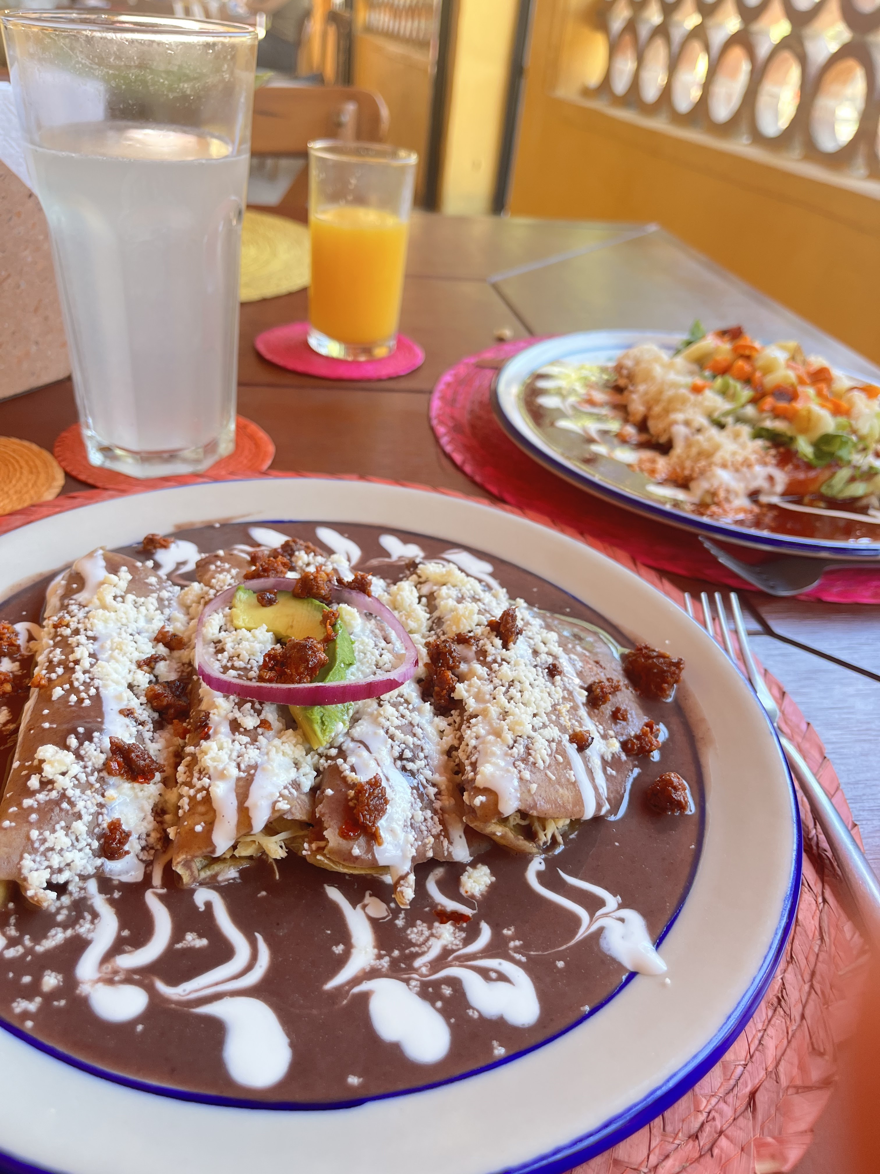 Los Naranjos Restaurante Bar image 4