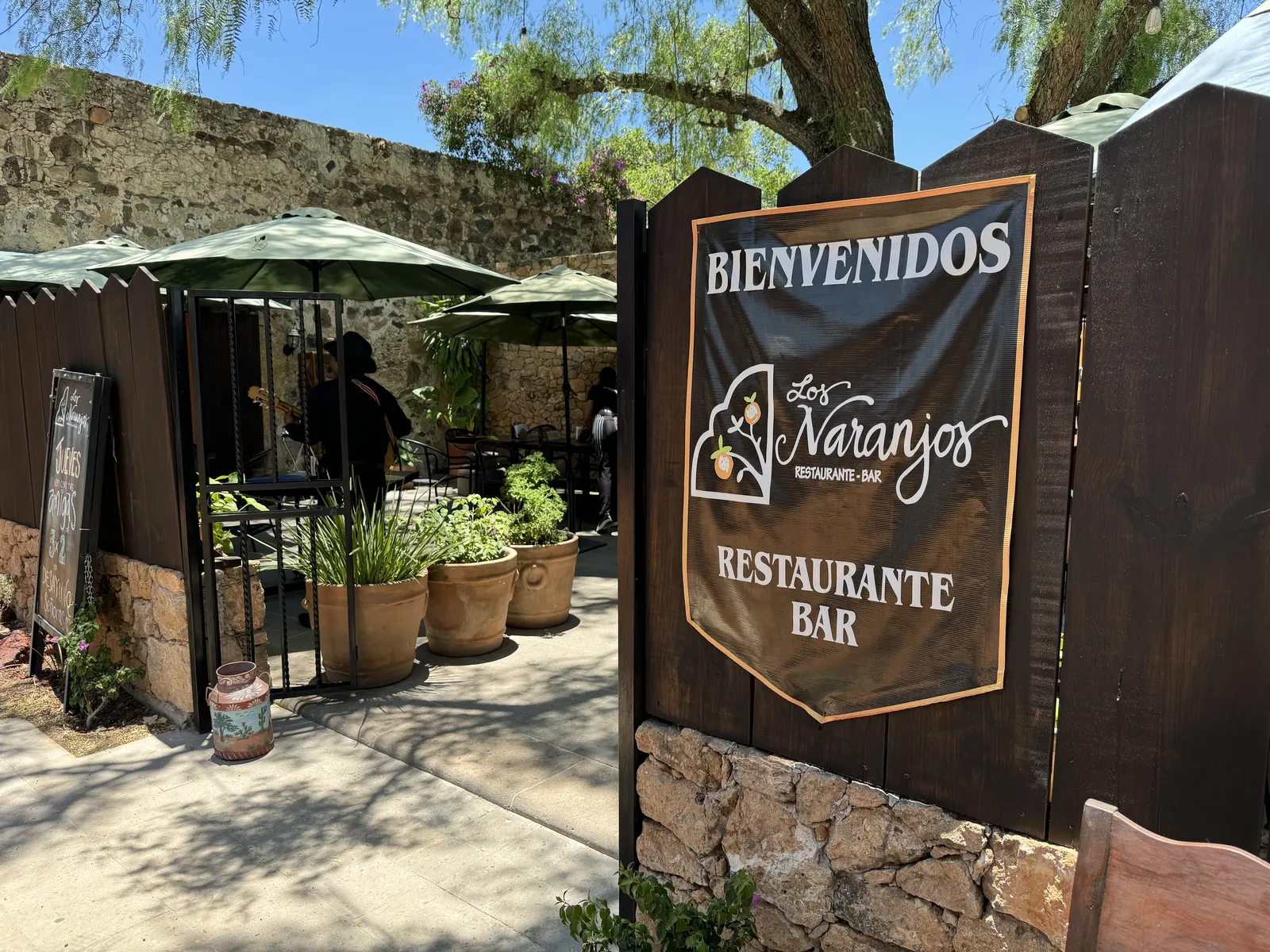 Los Naranjos Restaurante Bar image 5