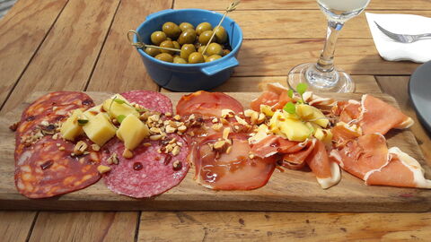 Don Lauro Tapas & Vino image 8