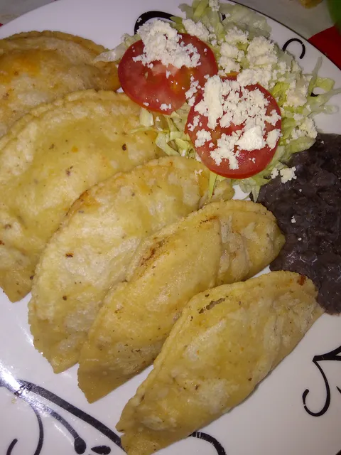 Gorditas De Doña Chuy image 8