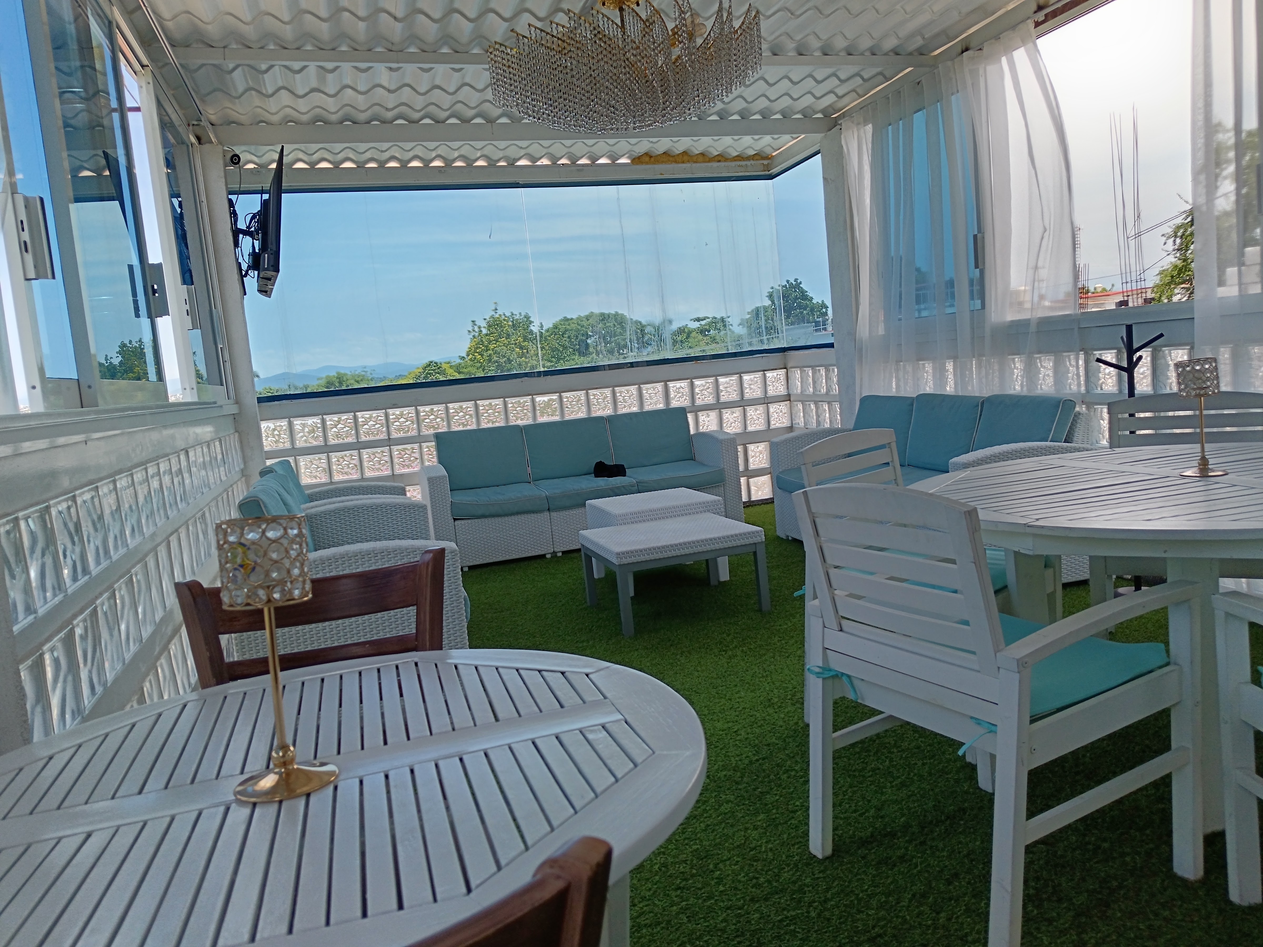 Los Cortes Boutique&Cafe del Lago image 1