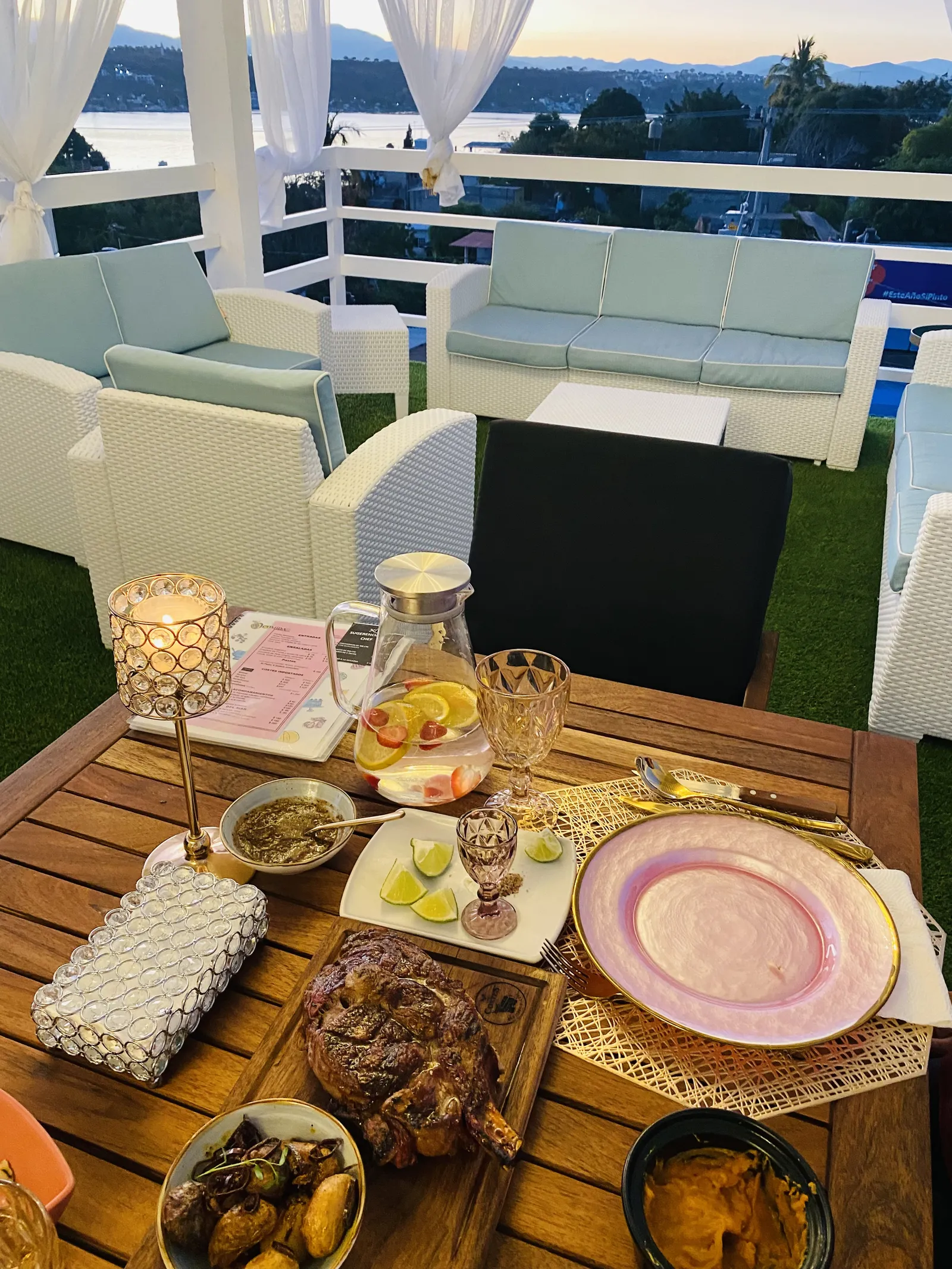 Los Cortes Boutique&Cafe del Lago image 10