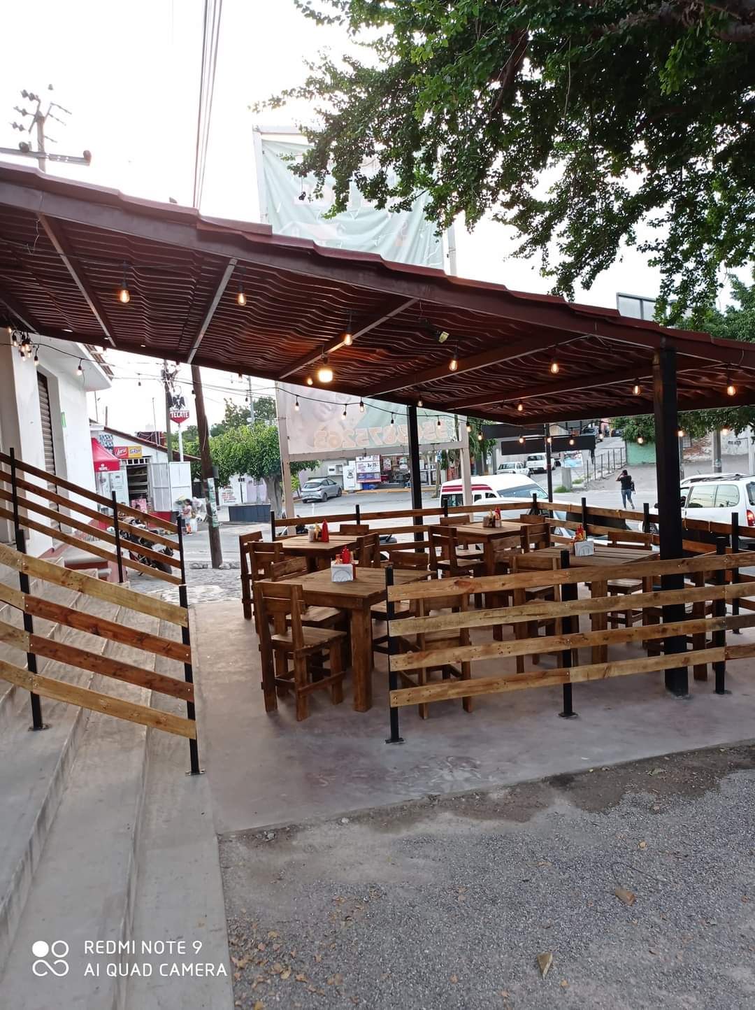 Pizza Miguel "loco" image 1