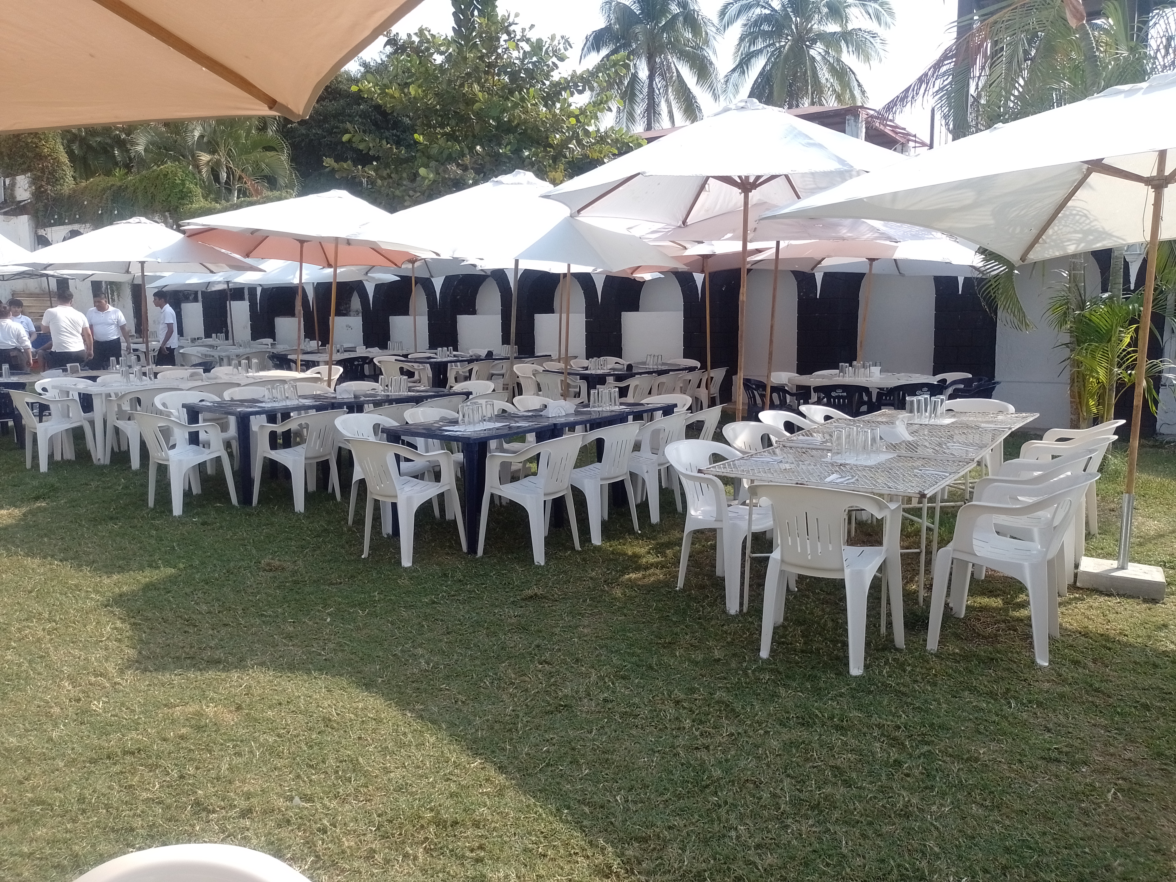 Restaurante La Patrona de Carnes y Mariscos Teques image 8