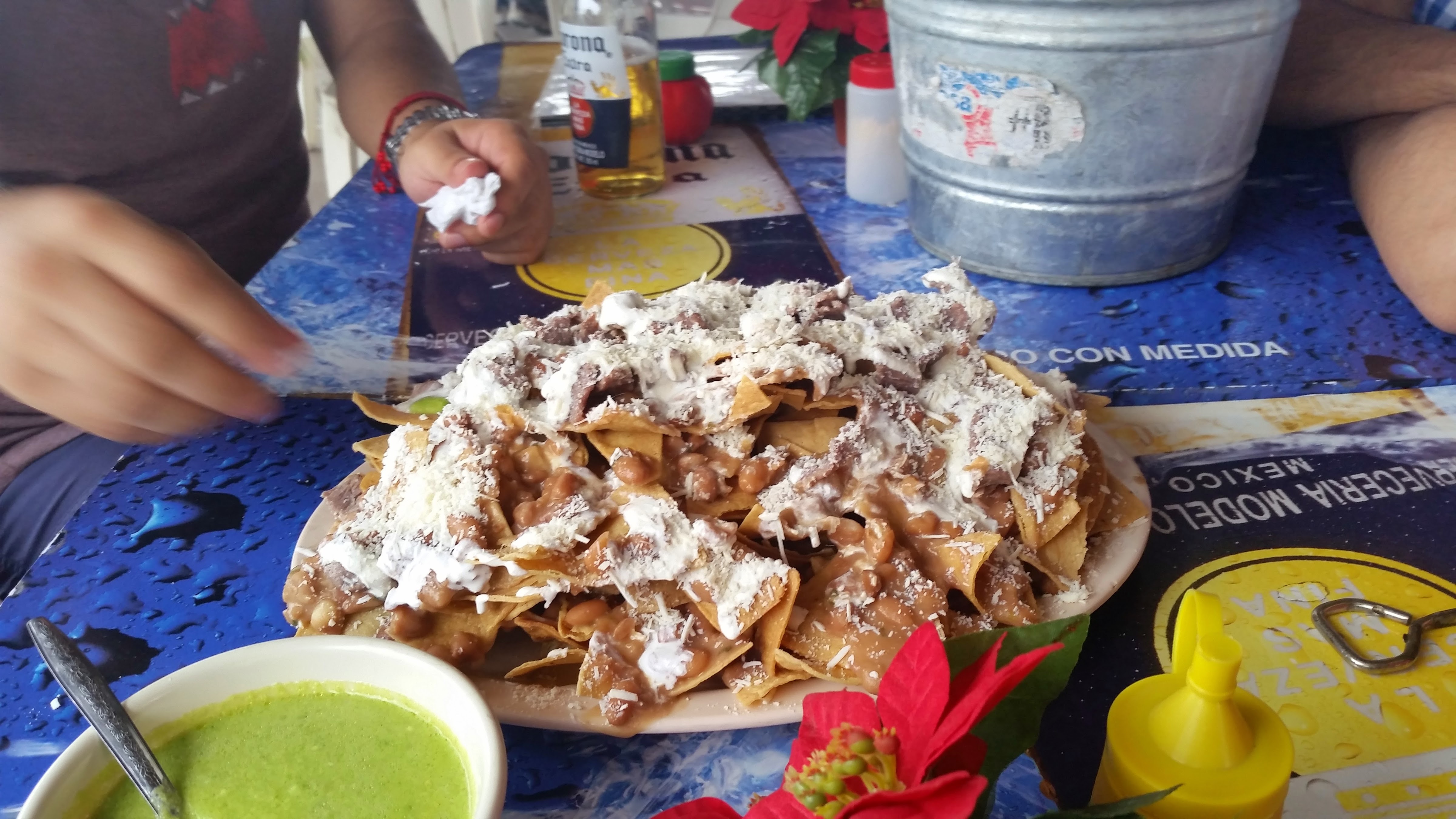 Antojitos Luis image 1