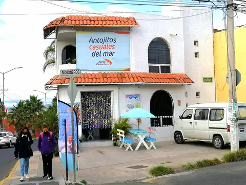 Antojitos Casuales del Mar "Aarón Camarón" image 1