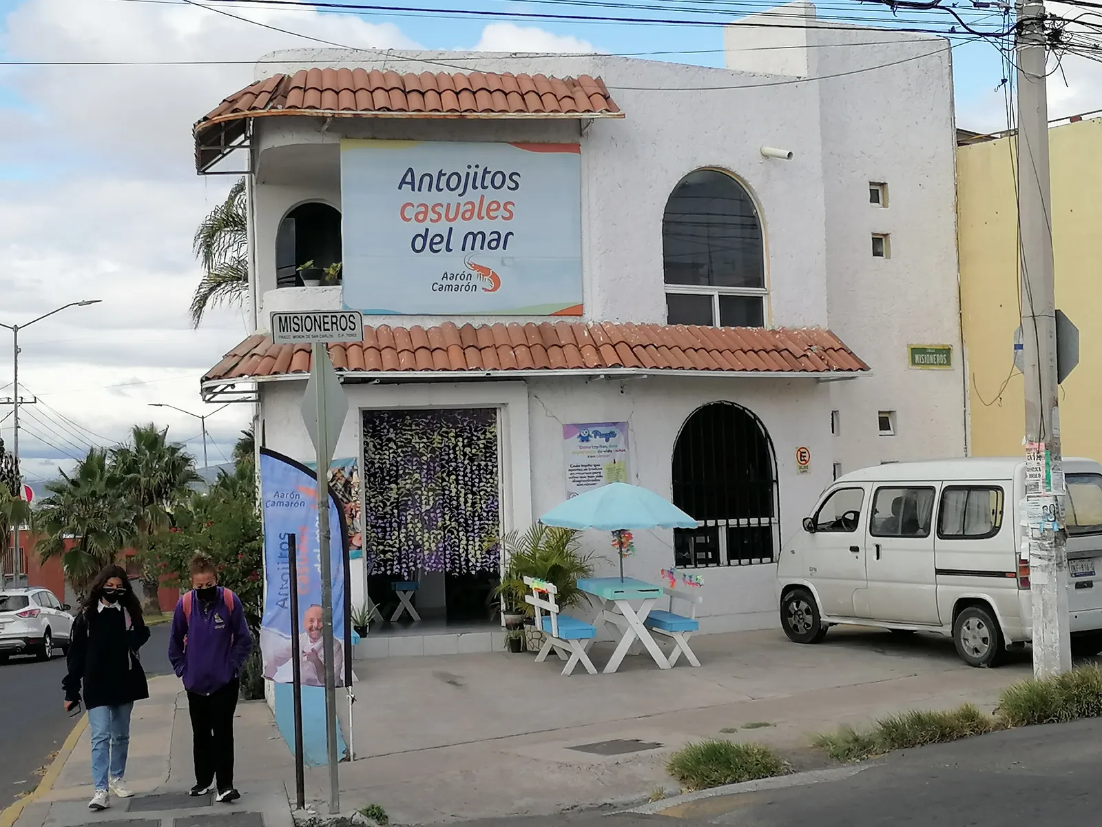 Antojitos Casuales del Mar "Aarón Camarón" image 5