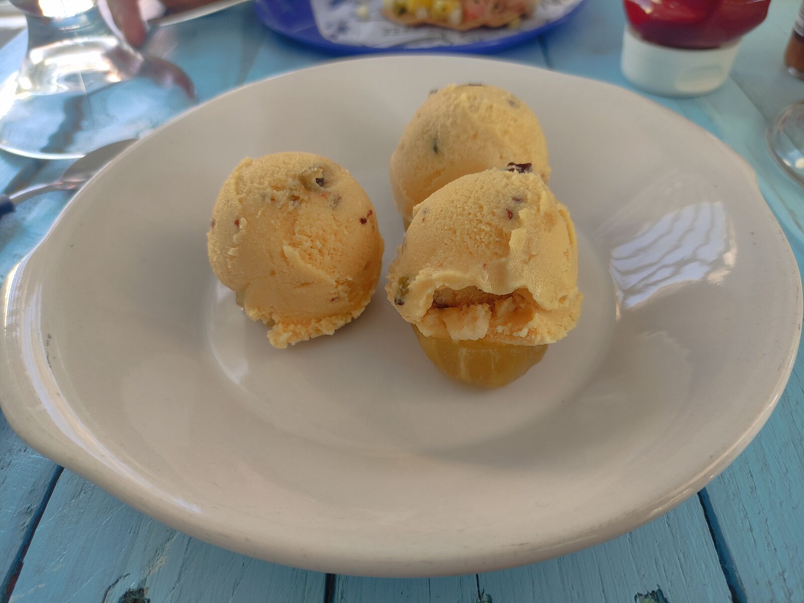 Antojitos Casuales del Mar "Aarón Camarón" image 6