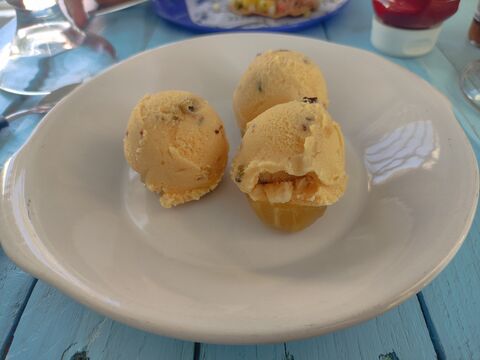Antojitos Casuales del Mar "Aarón Camarón" image 6