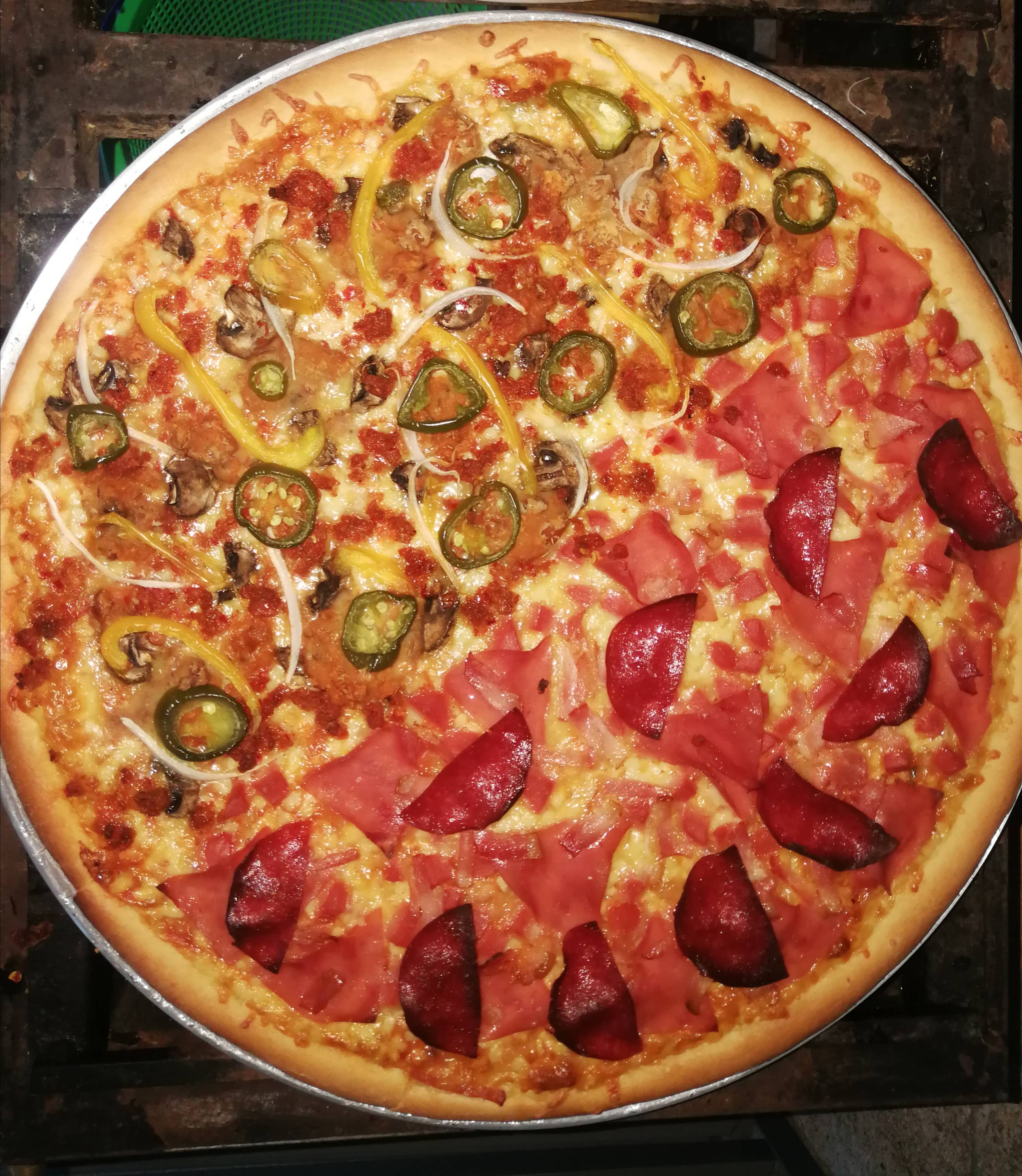 Pizza's Tlan image 1