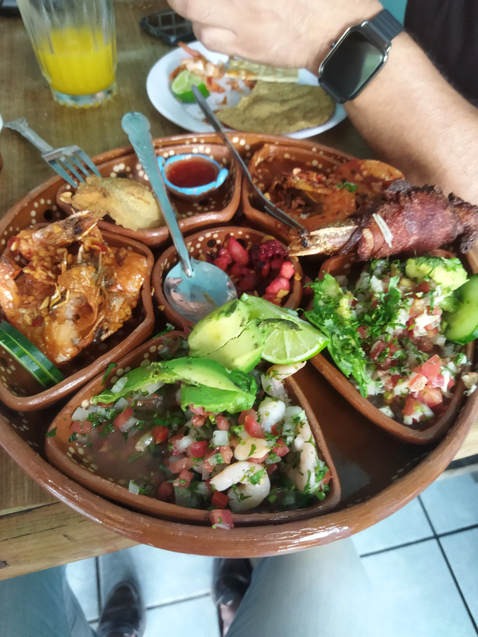 Marisquería El Sazòn de la güera image 2